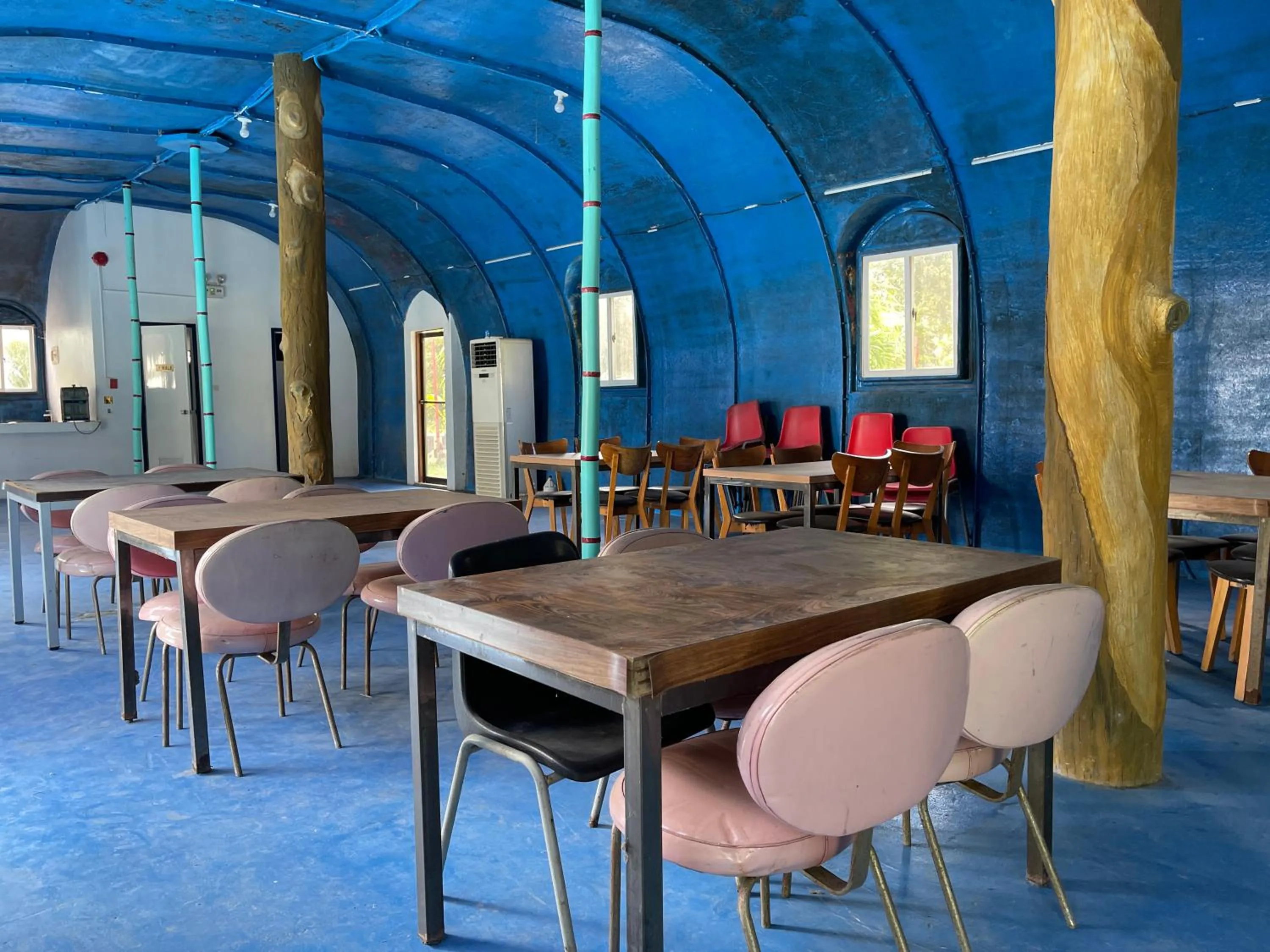 Restaurant/places to eat in Binubusan Beach Hotel and Resort