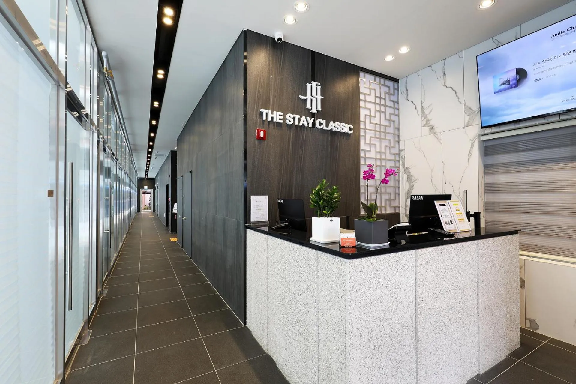 Lobby or reception in The Stay Classic Hotel Myeongdong