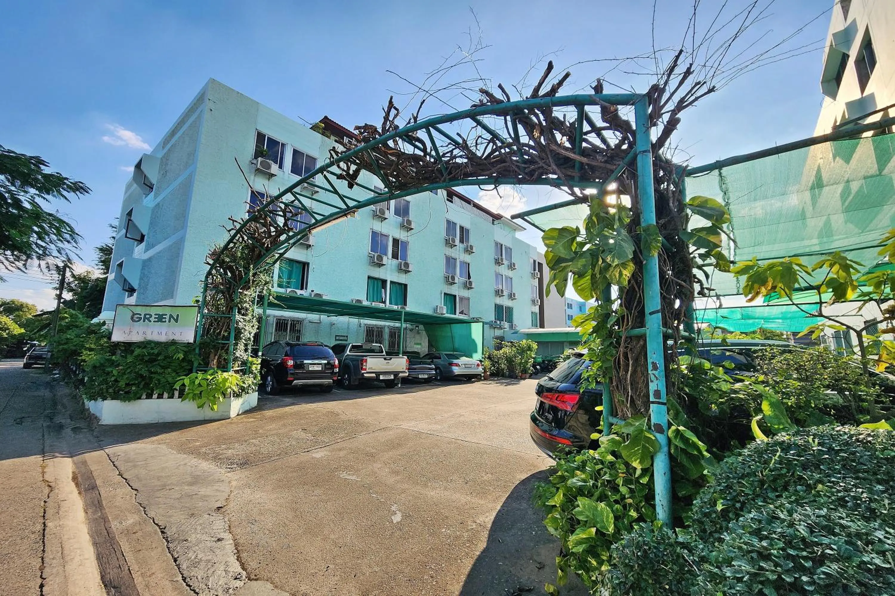 Property building in Green Apartment Kaset