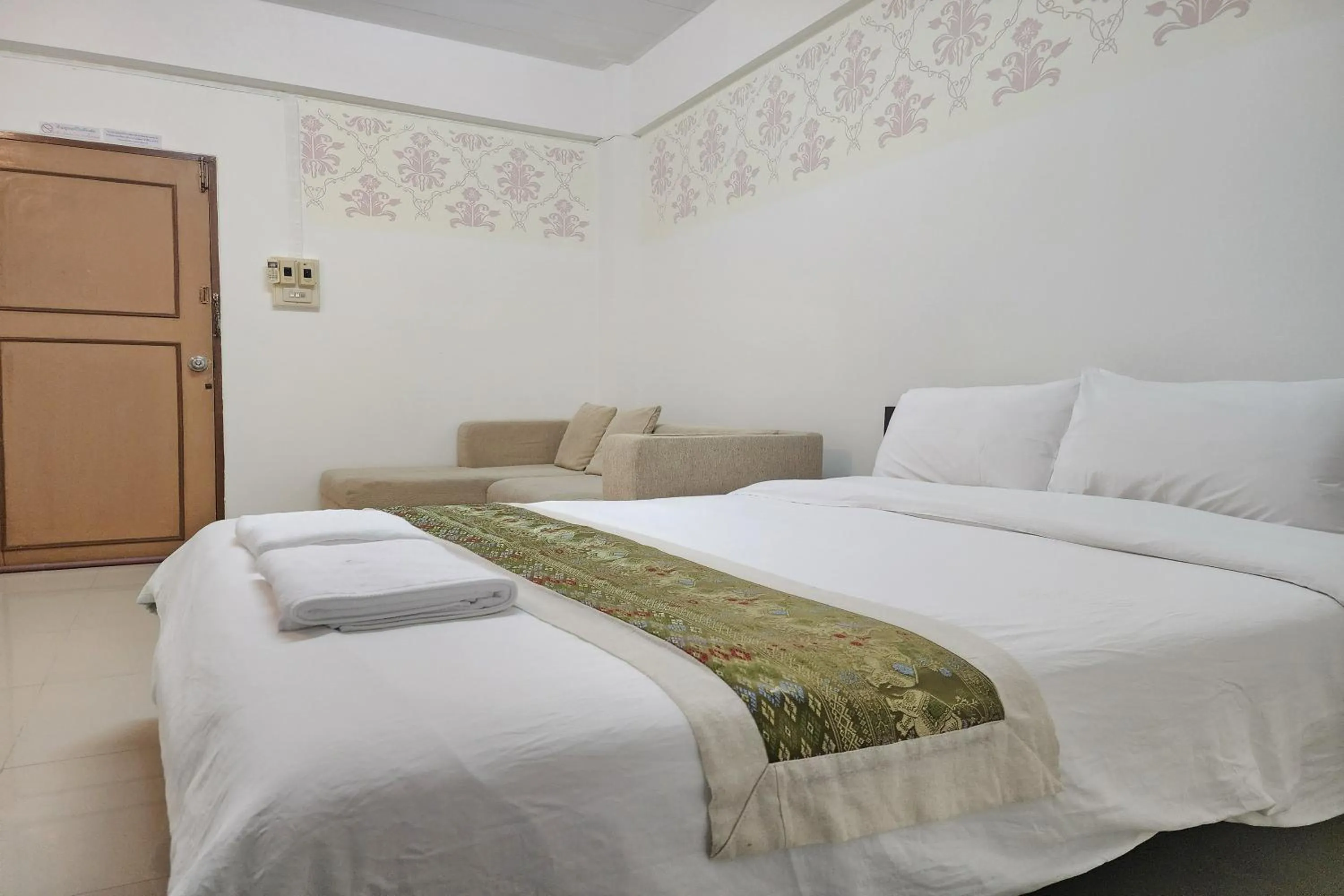 Bedroom, Bed in Green Apartment Kaset