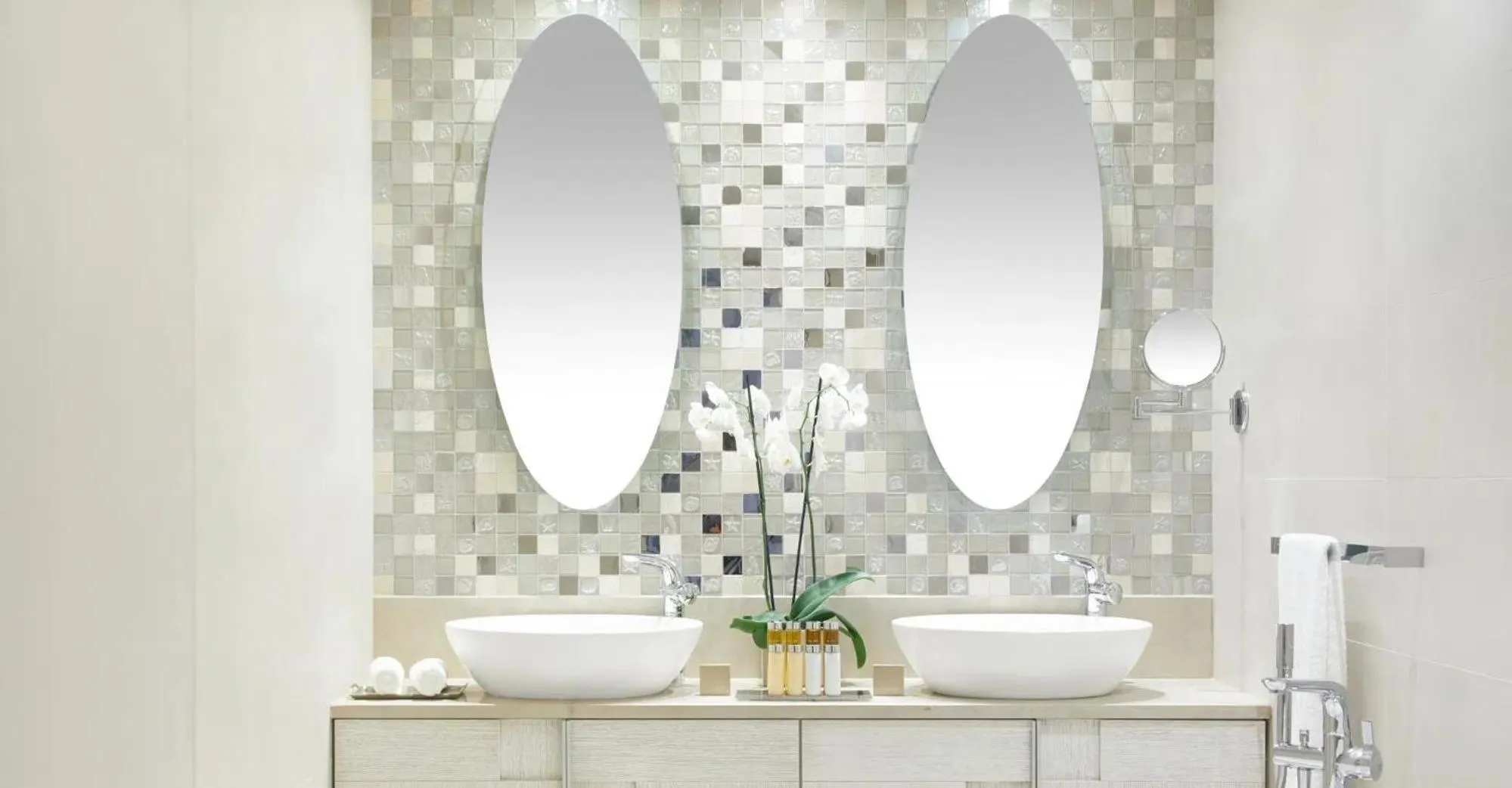 Bathroom in Ikos Dassia