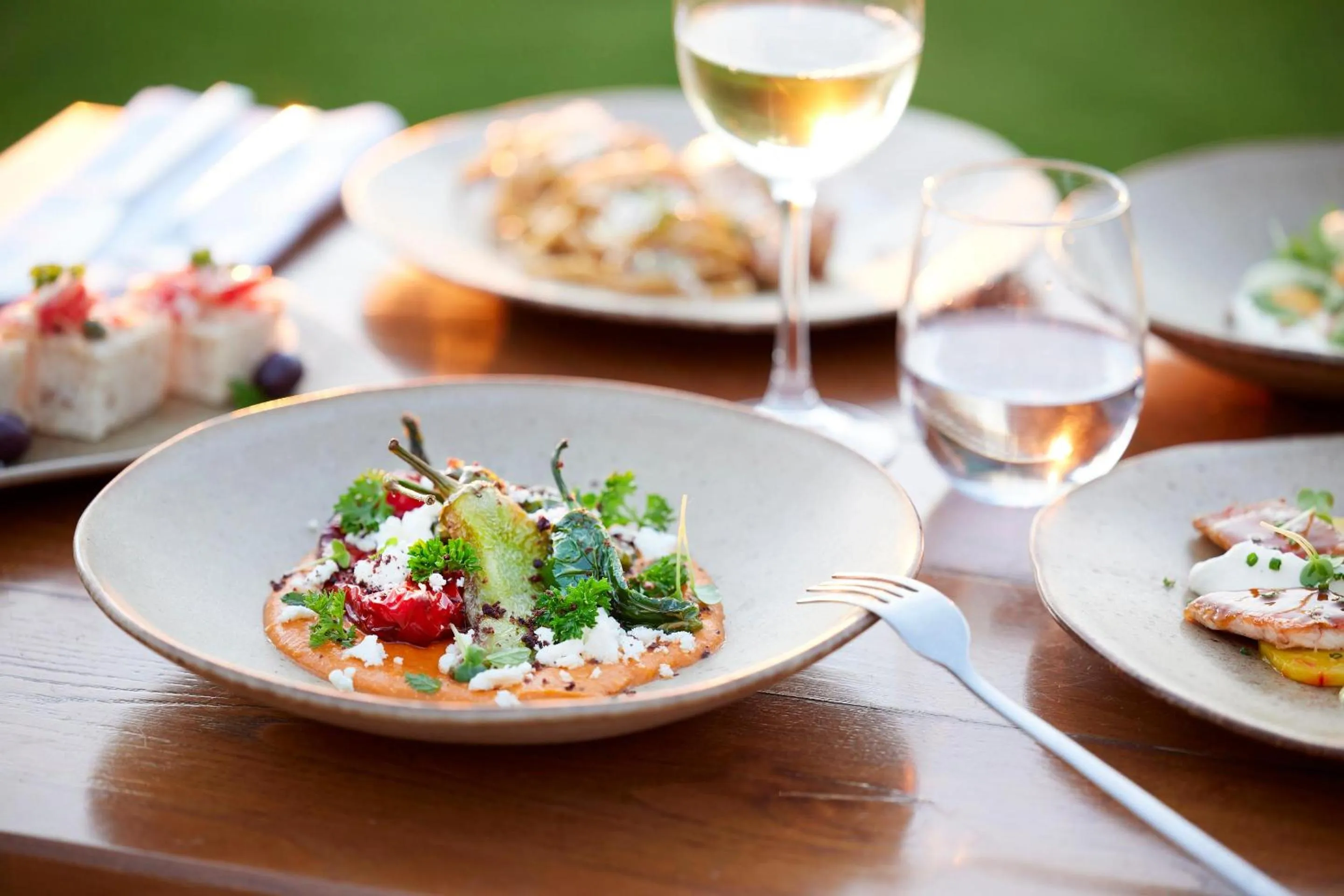 Restaurant/places to eat in Ikos Dassia