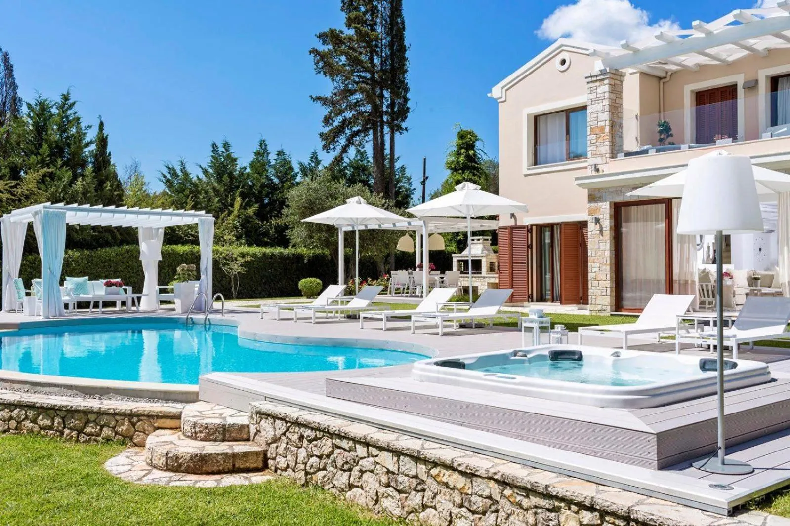 Photo of the whole room in Ikos Dassia