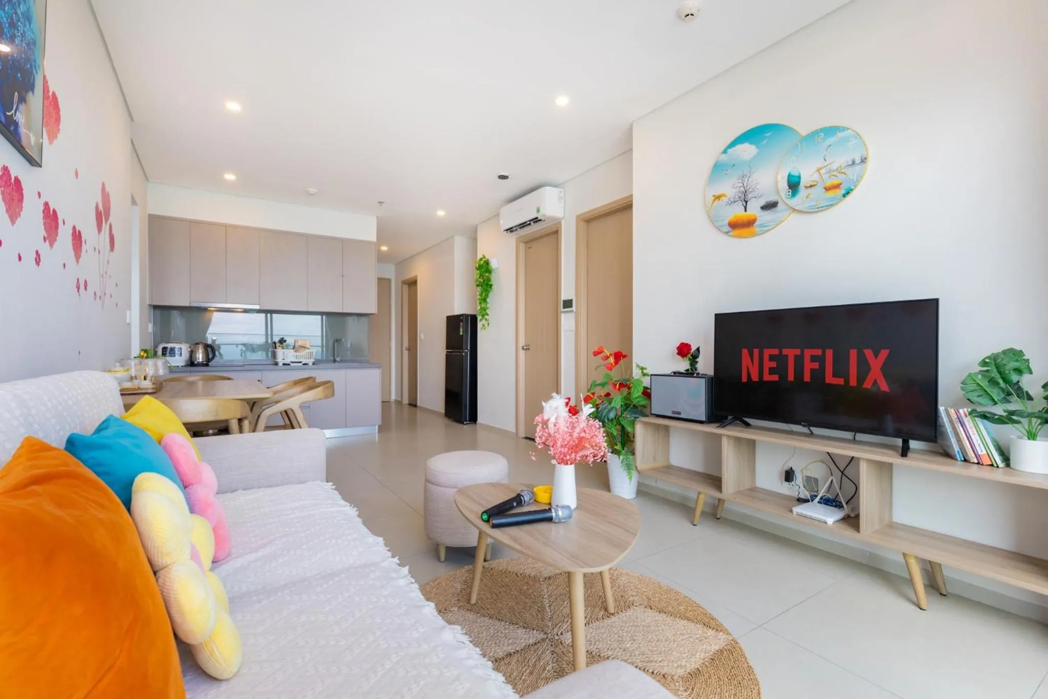 Communal lounge/ TV room in The Sóng Apartment Vũng Tàu - Sophia's House