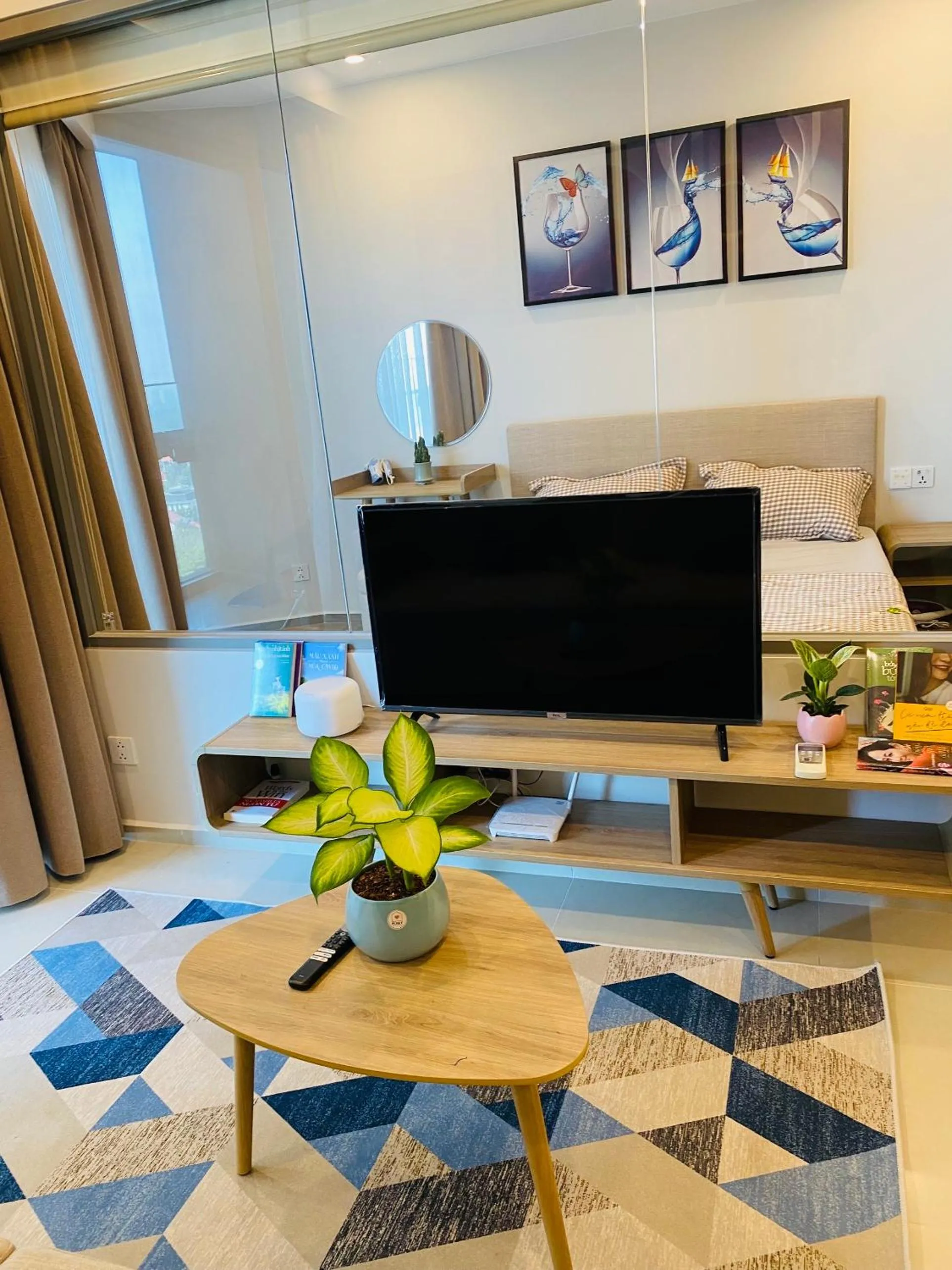 TV and multimedia in The Sóng Apartment Vũng Tàu - Sophia's House