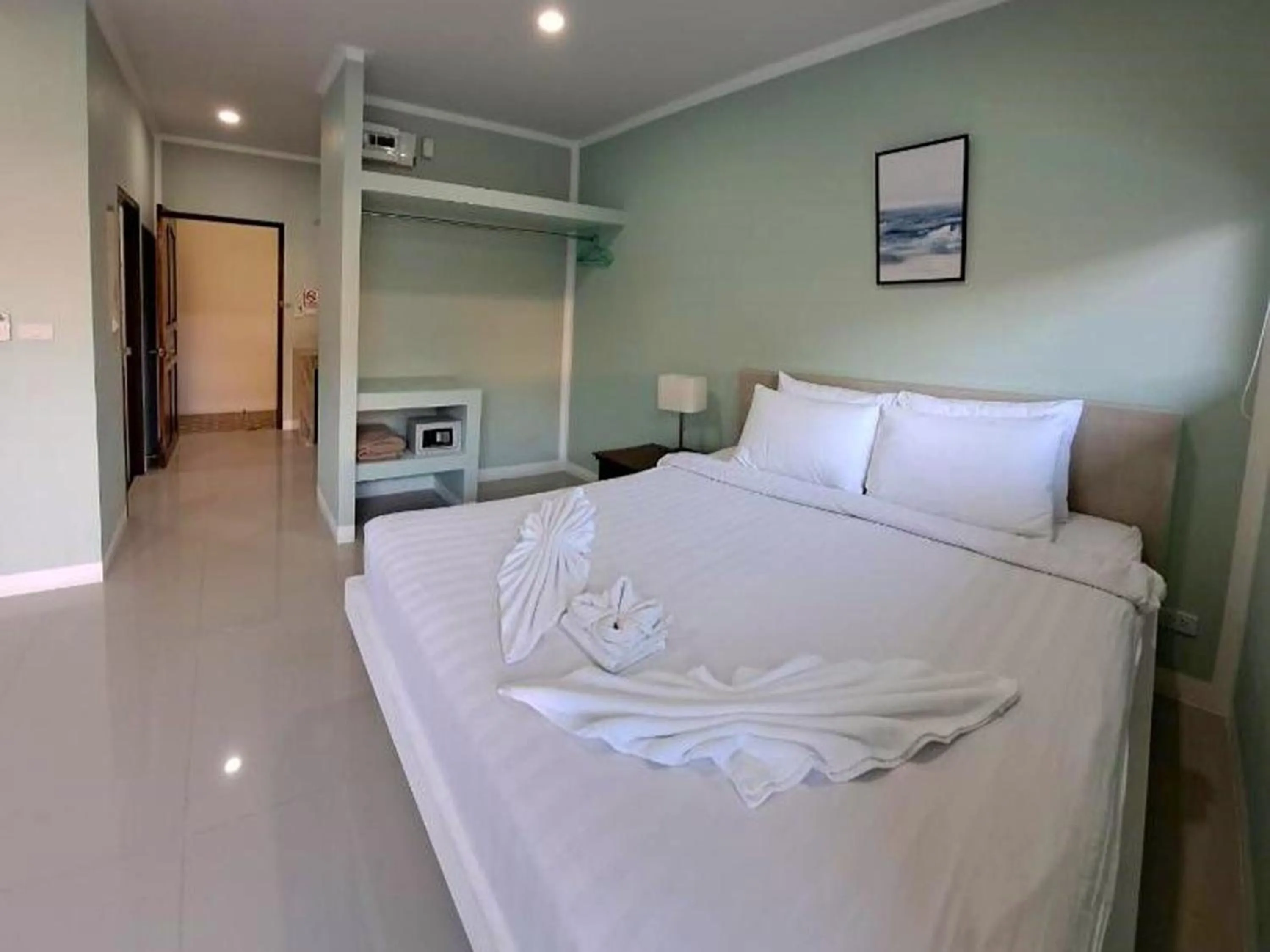 Bedroom, Bed in J & Ariya Hotel Near Samui Airport and Koh Phangan Pier