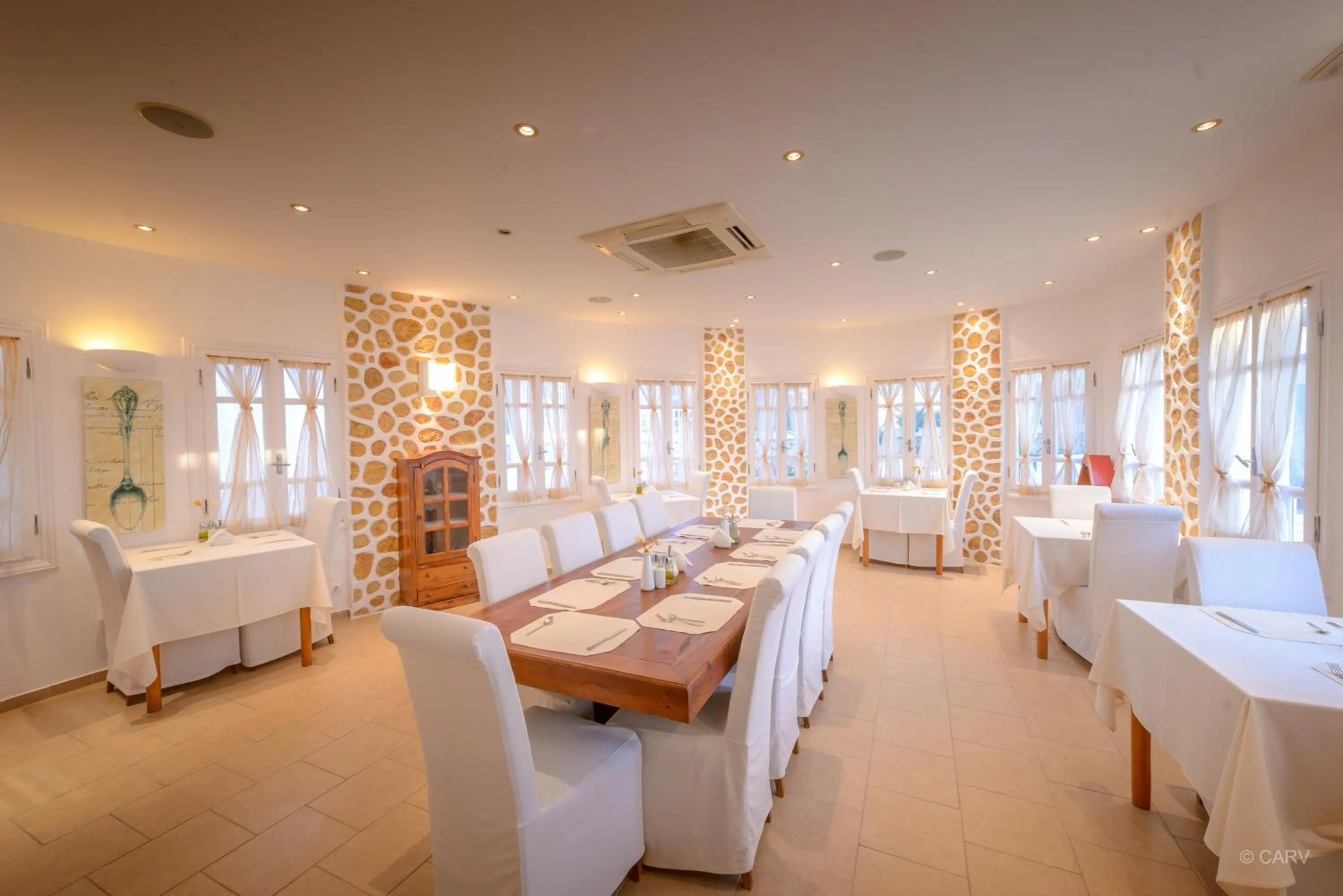 Restaurant/places to eat in Chora Resort Hotel & Spa