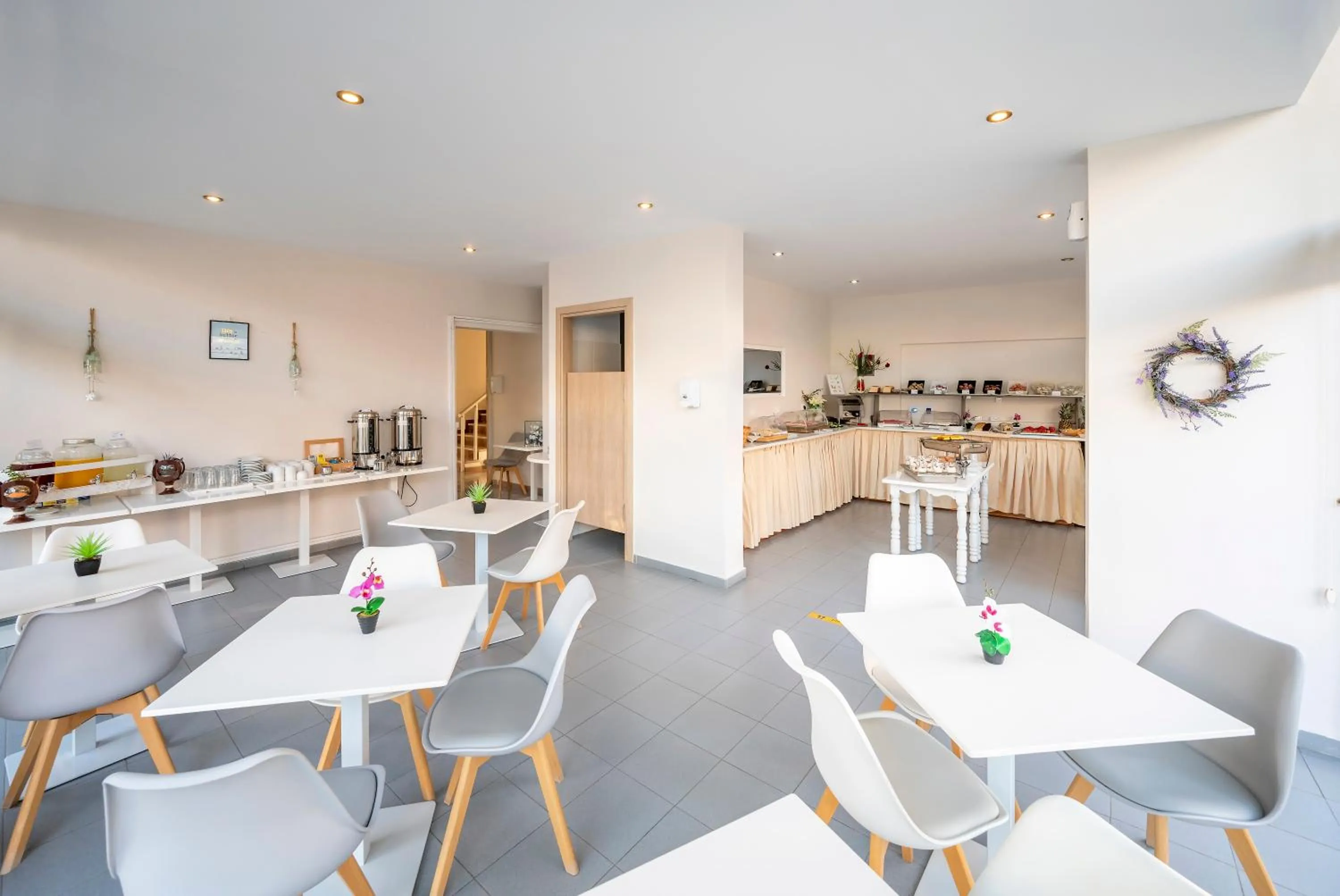 Breakfast in Hotel Koala