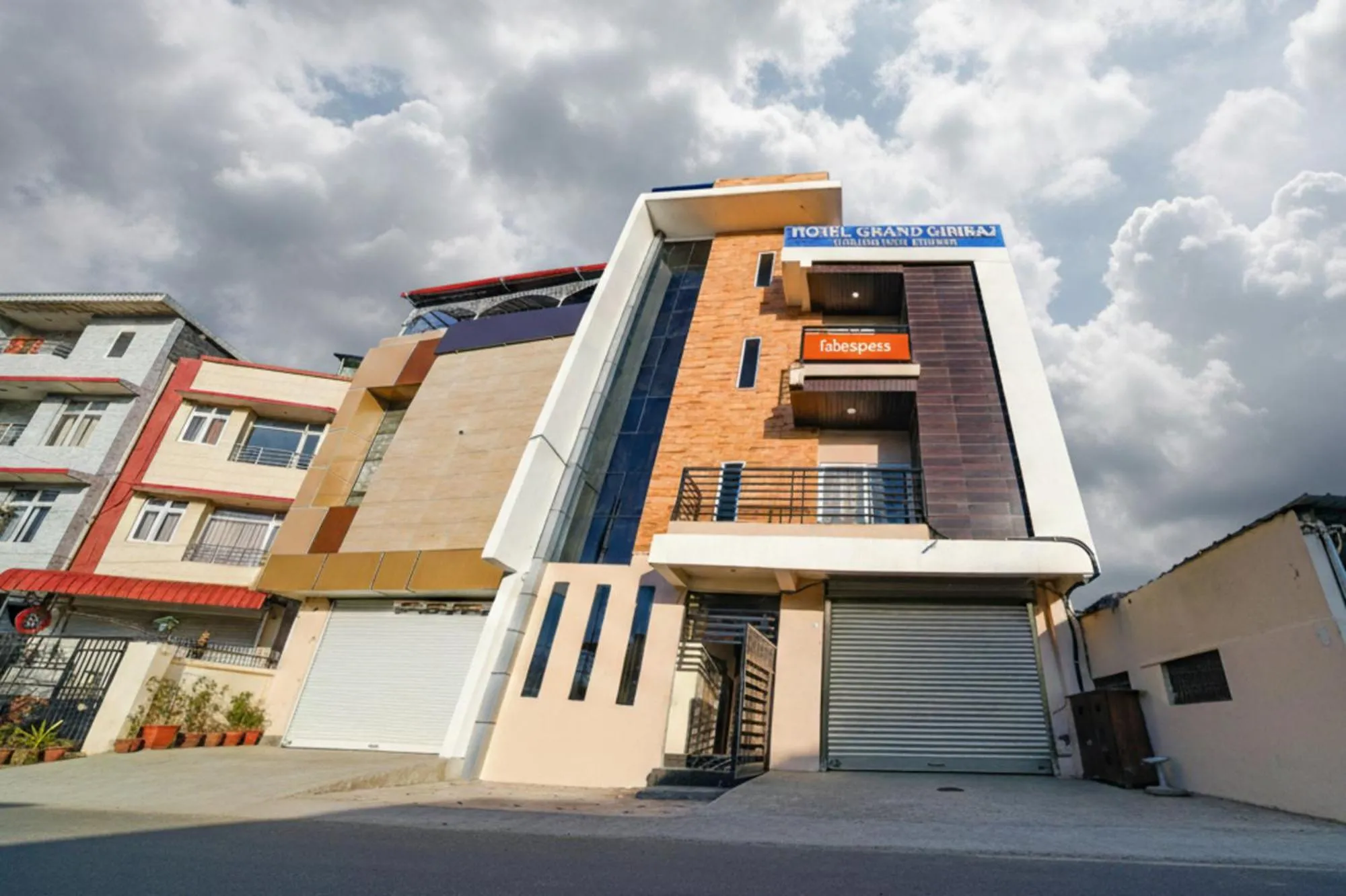 Property building in FabHotel Grand Giriraj