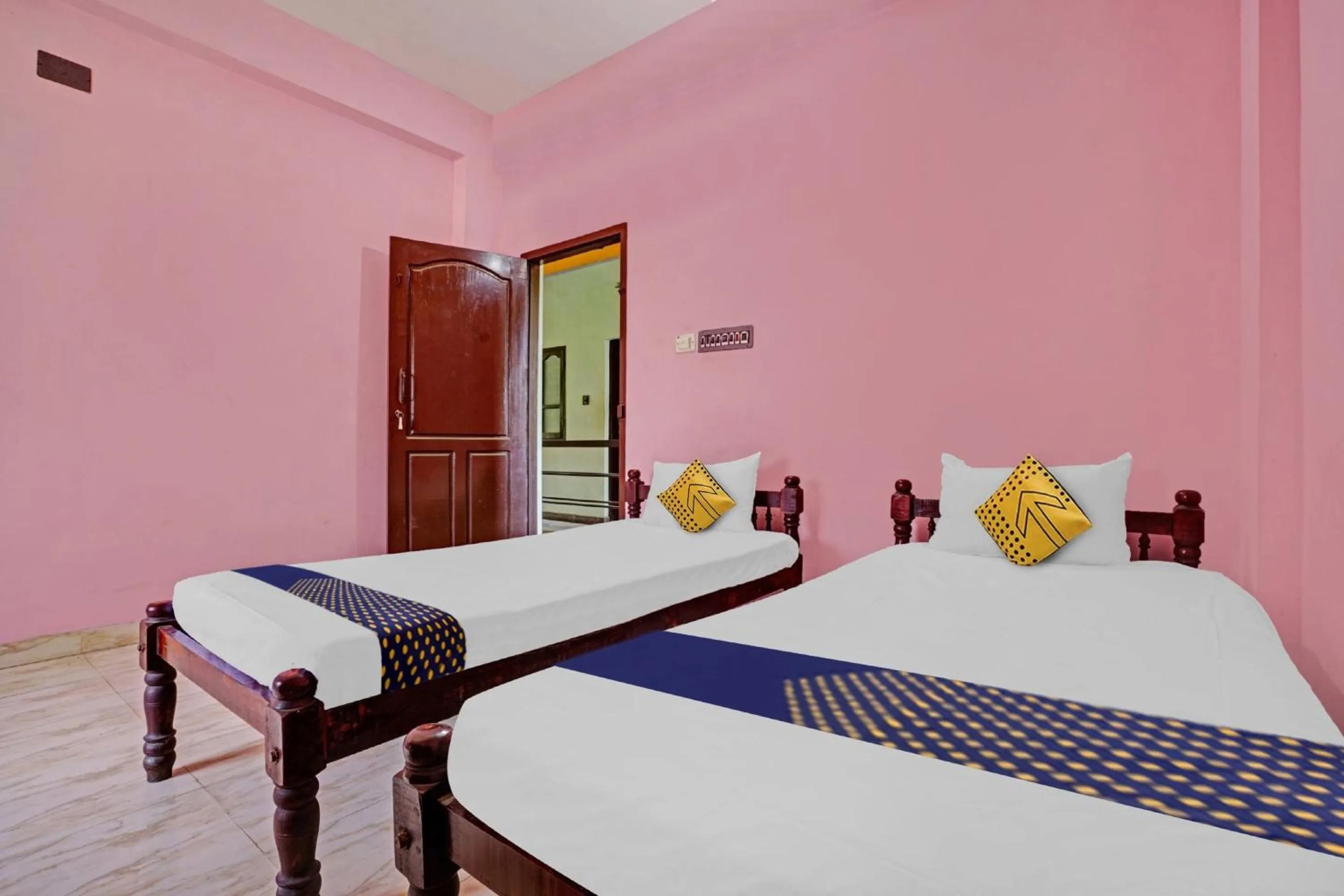 Bedroom, Bed in Hotel O SS Residency