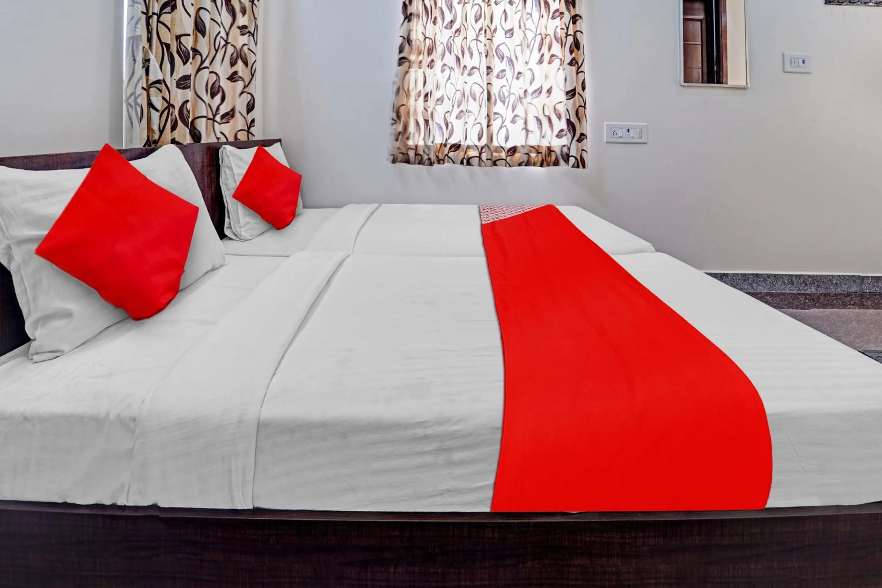 Bedroom, Bed in Hotel O Royal Residency