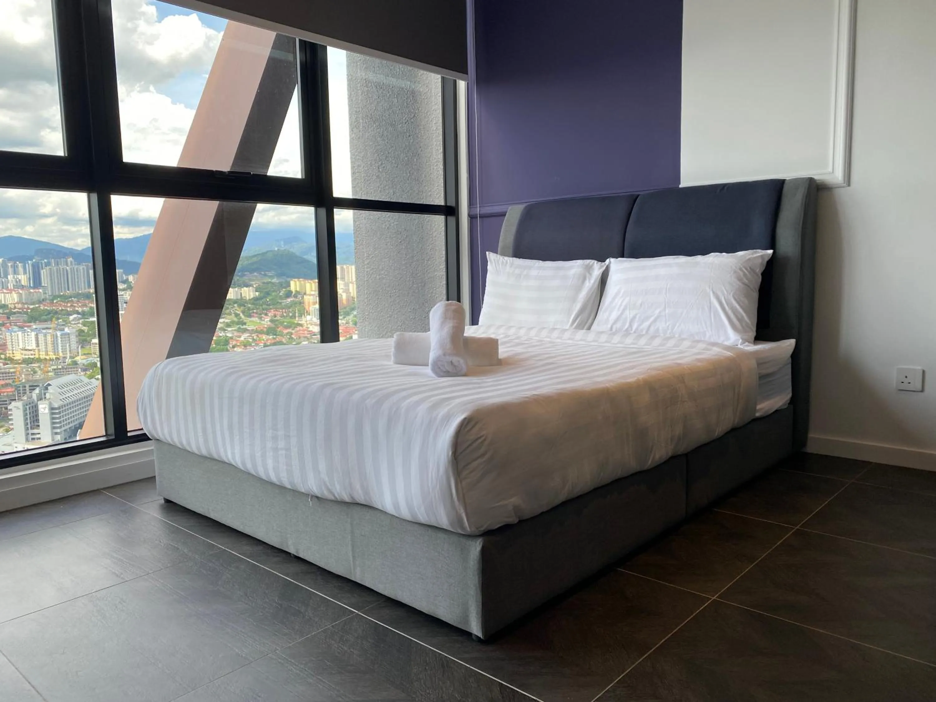 Bed in Infini Suites@ Scarletz Suites KLCC