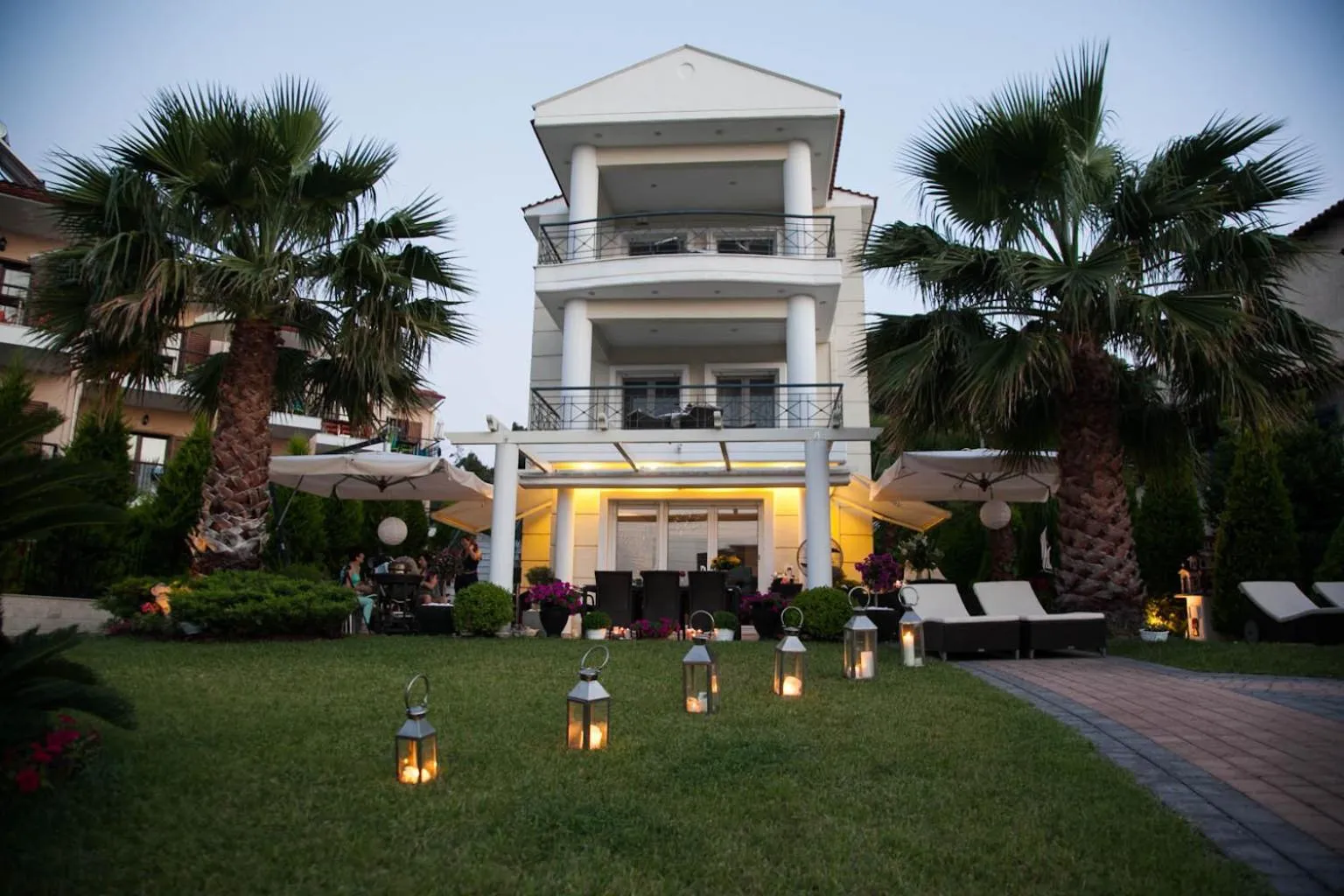 Property building in SUN RESIDENCE Exclusive Seaside Suites