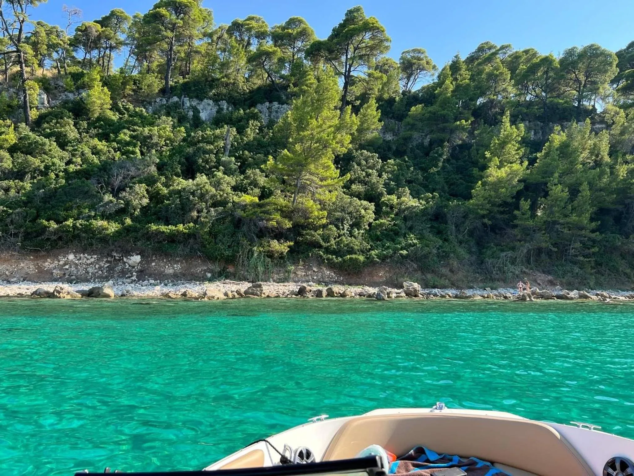 SUN RESIDENCE Exclusive Seaside Suites