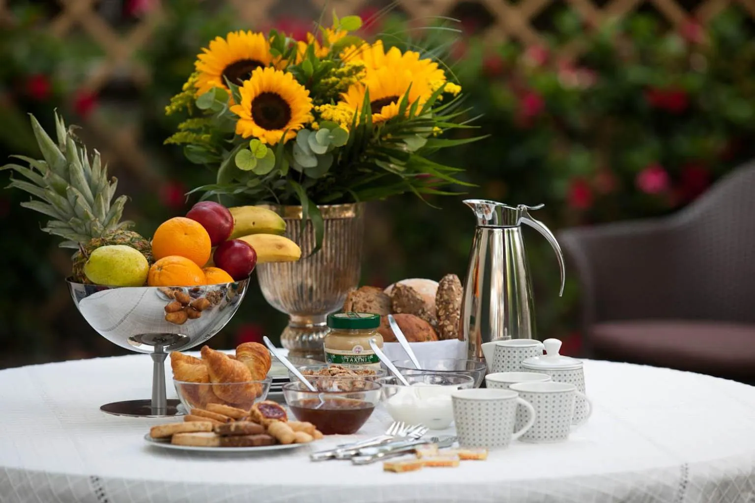 SUN RESIDENCE Exclusive Seaside Suites