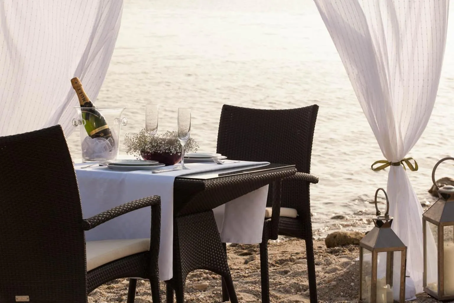 Beach in SUN RESIDENCE Exclusive Seaside Suites