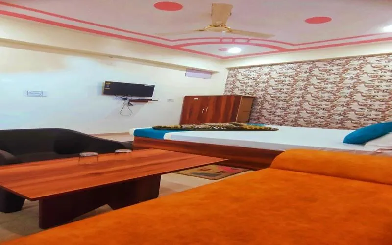 Bed in Hotel Rudra Paradise