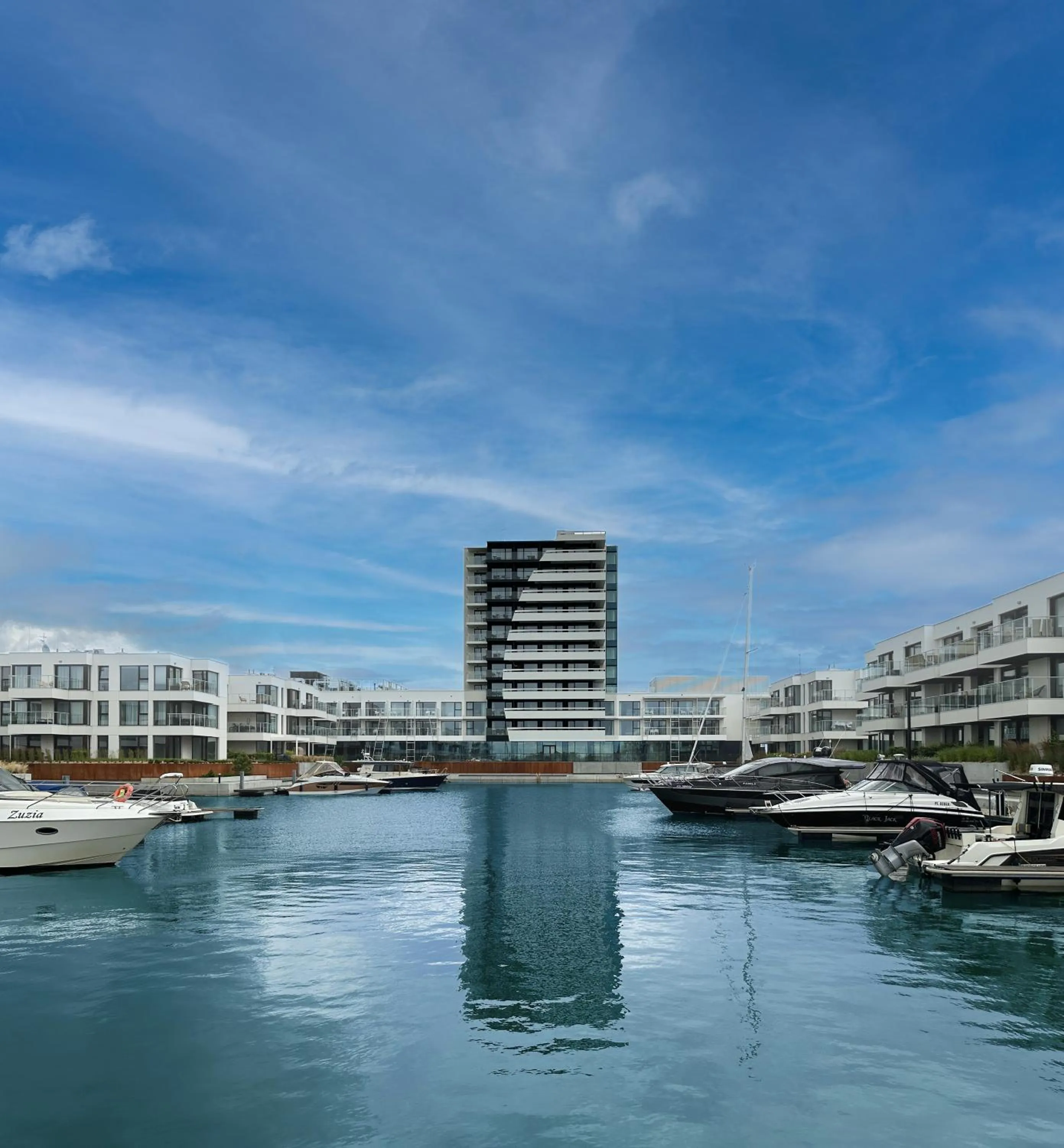 Property building in GRANO HOTEL Solmarina