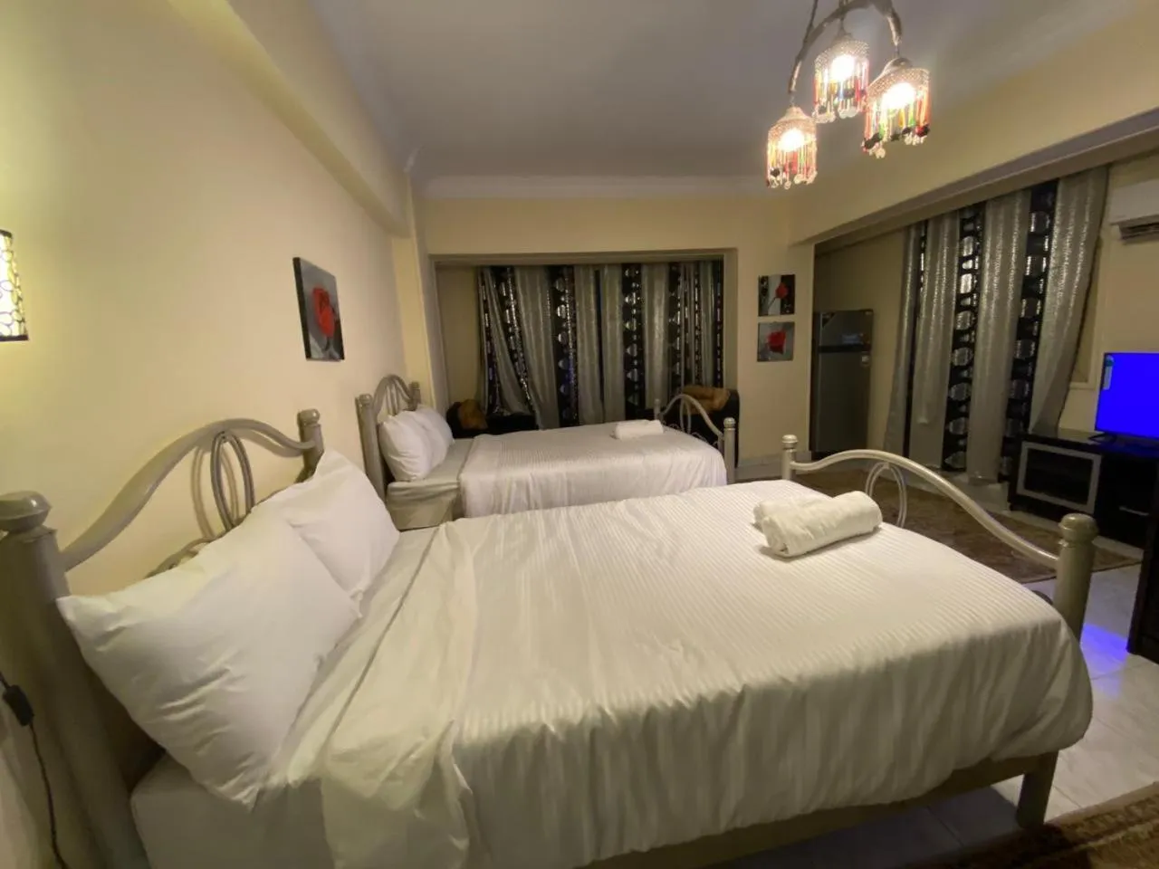 TV and multimedia, Bed in Pyramita Hotel