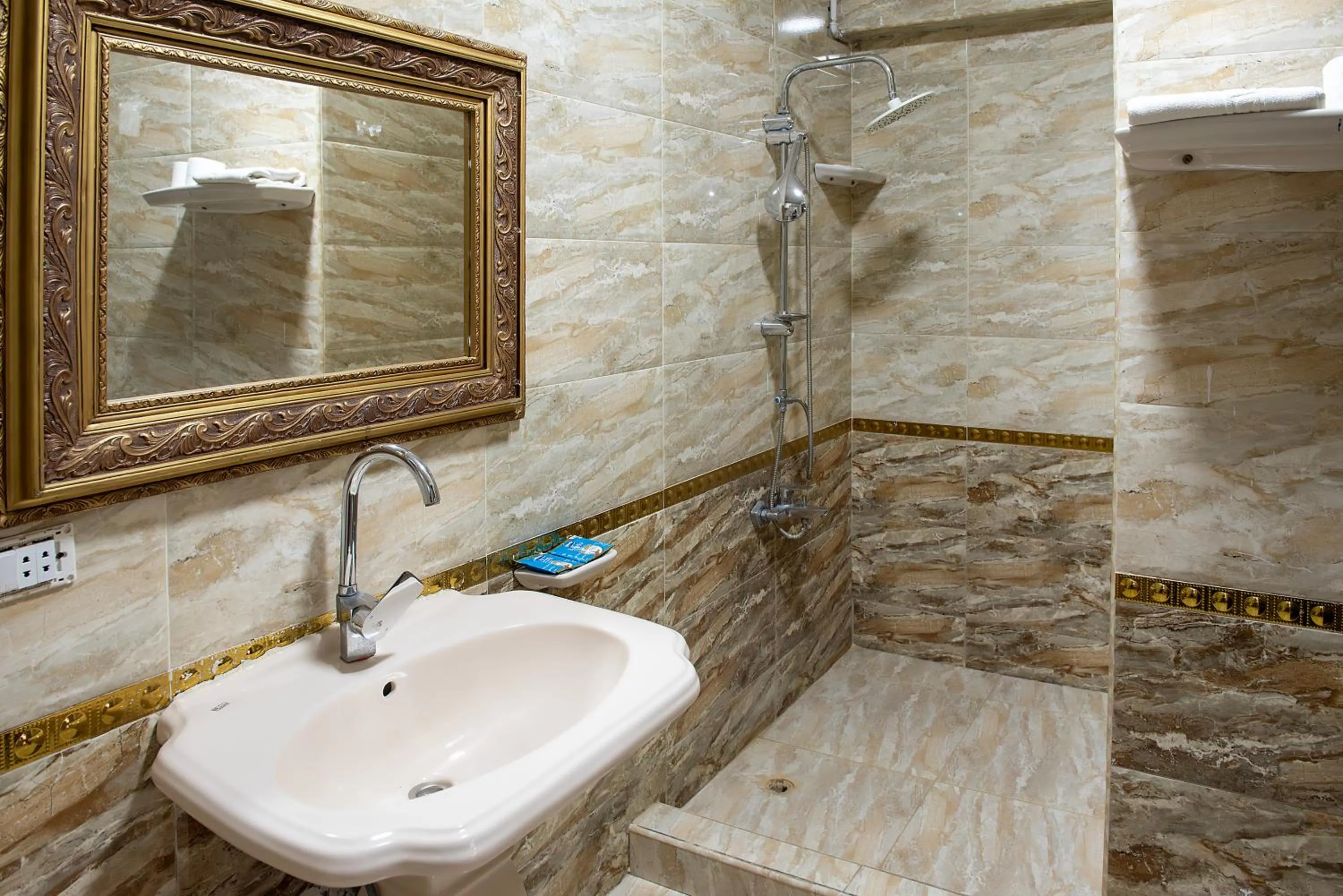 Bathroom in Pyramita Hotel