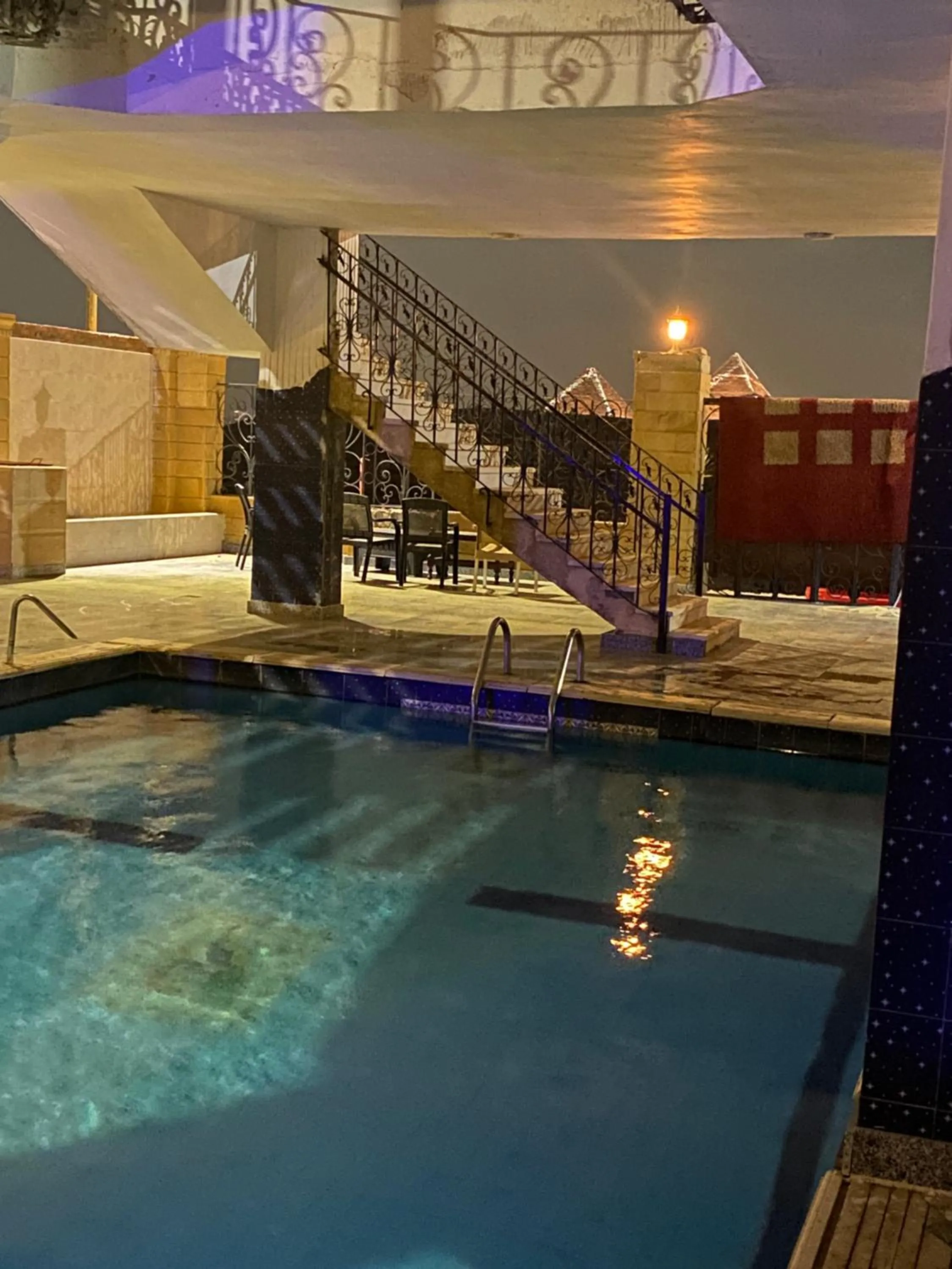 Night in Pyramita Hotel