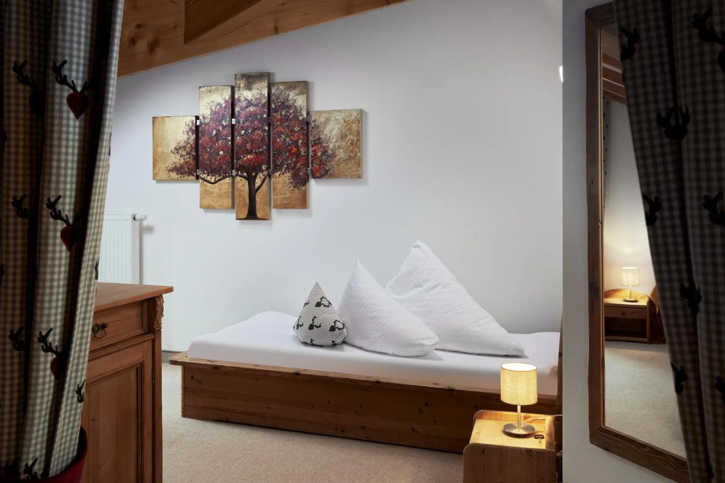 Bed in Maximilian Appartements