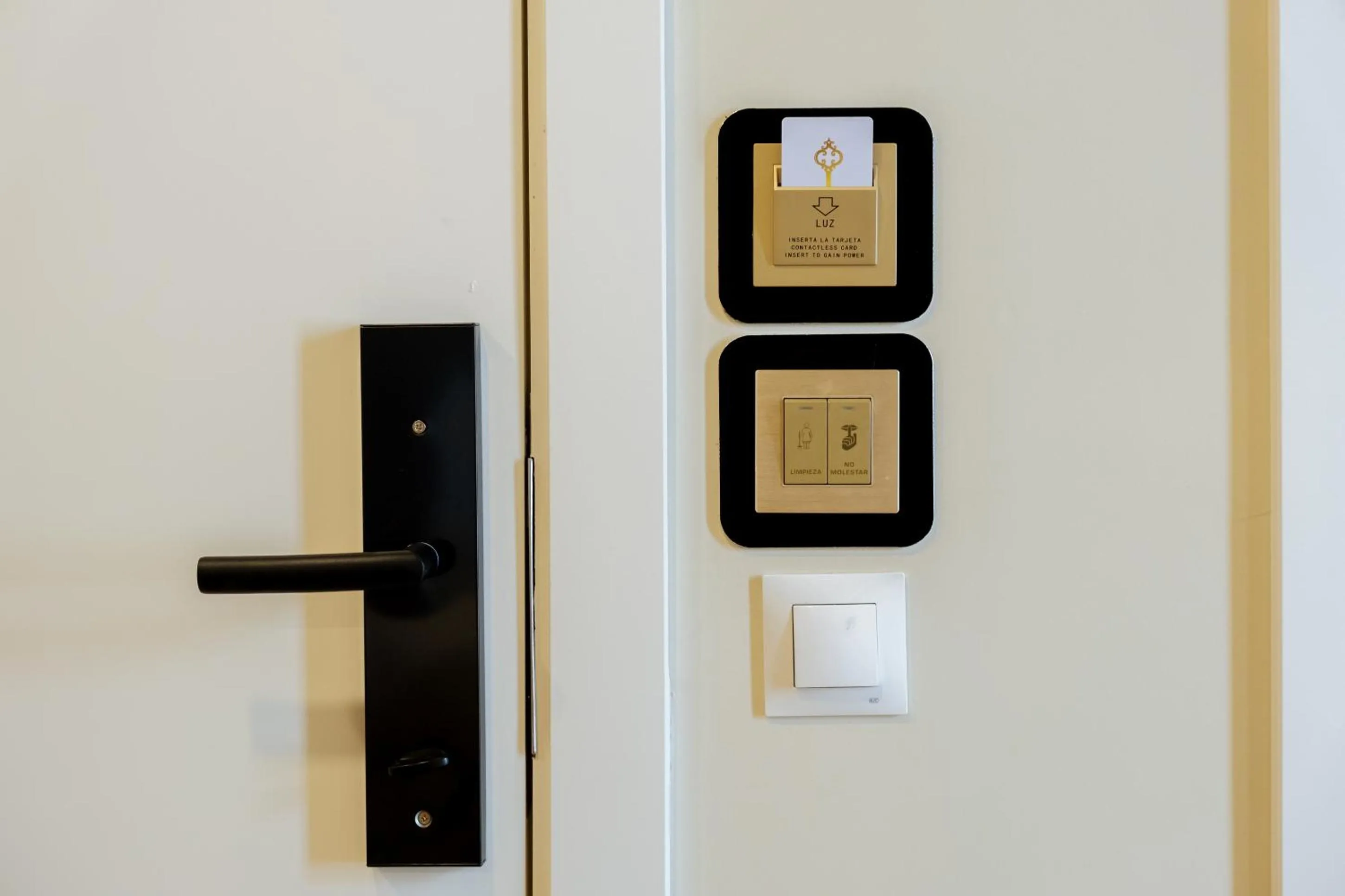 Lobby or reception in Apartahotel Golden Alcalá