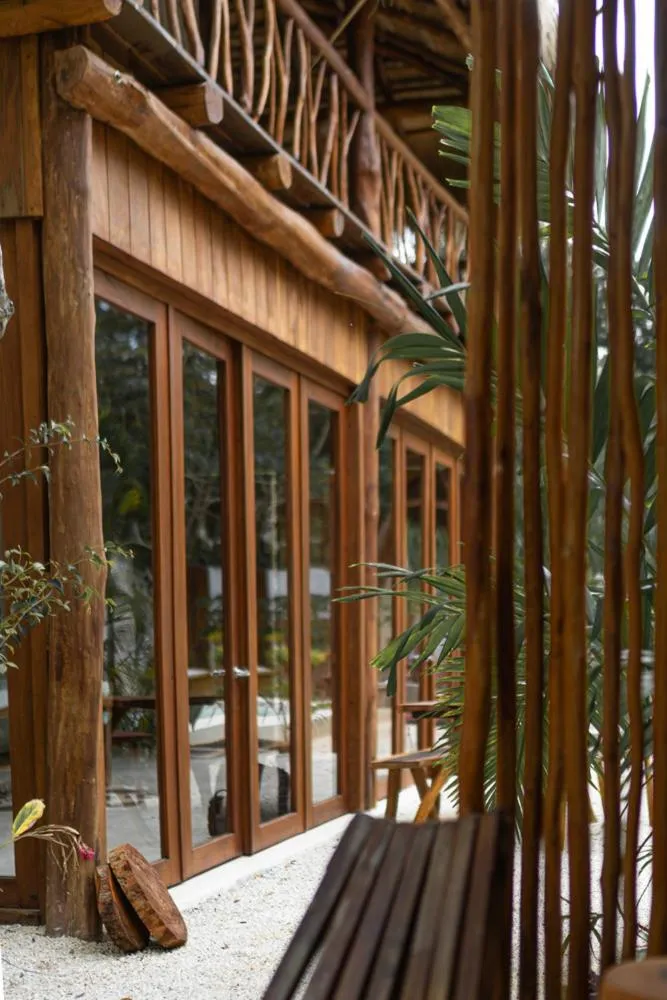 Garden in Lodge Tzunum Jade