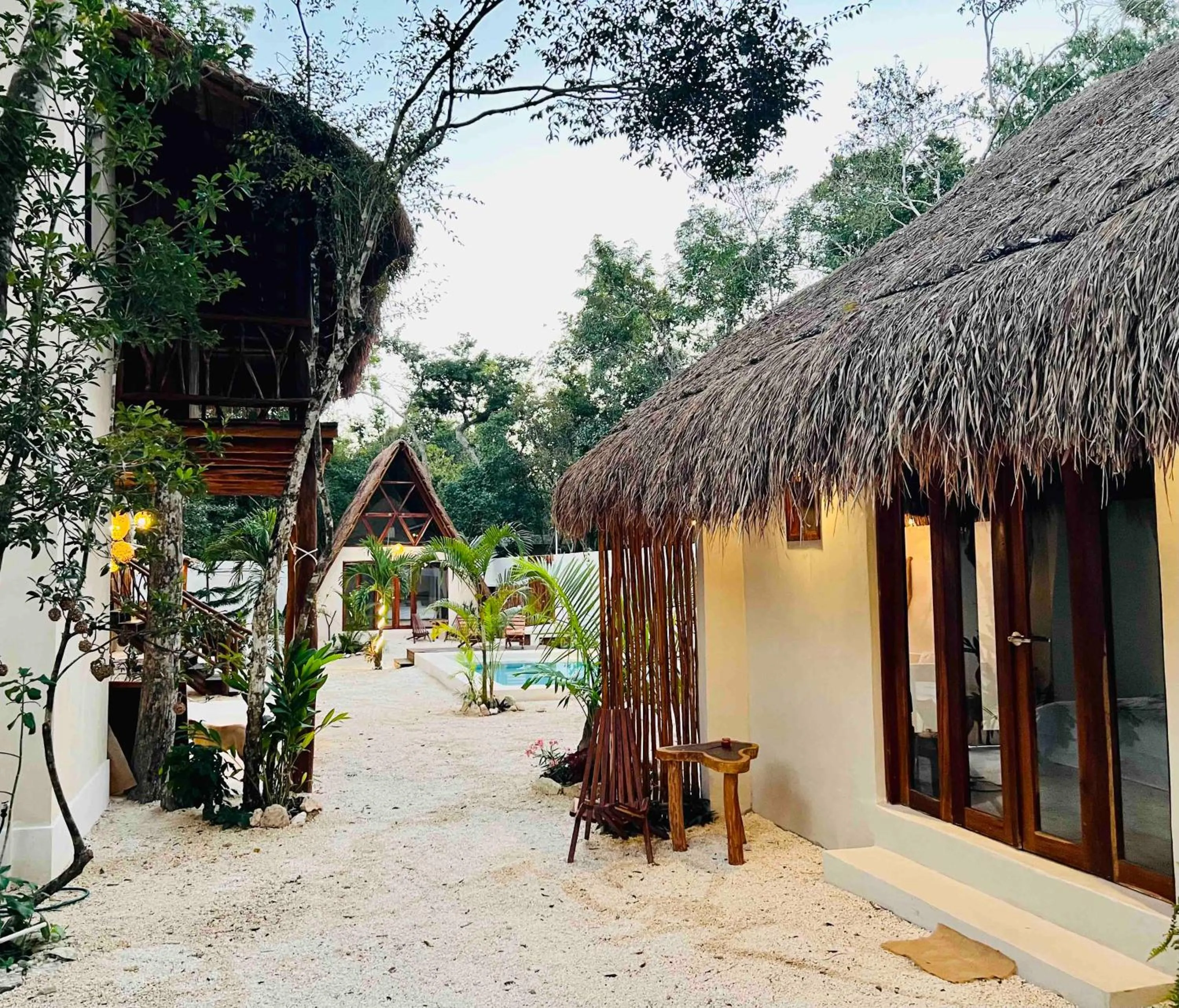 Garden in Lodge Tzunum Jade