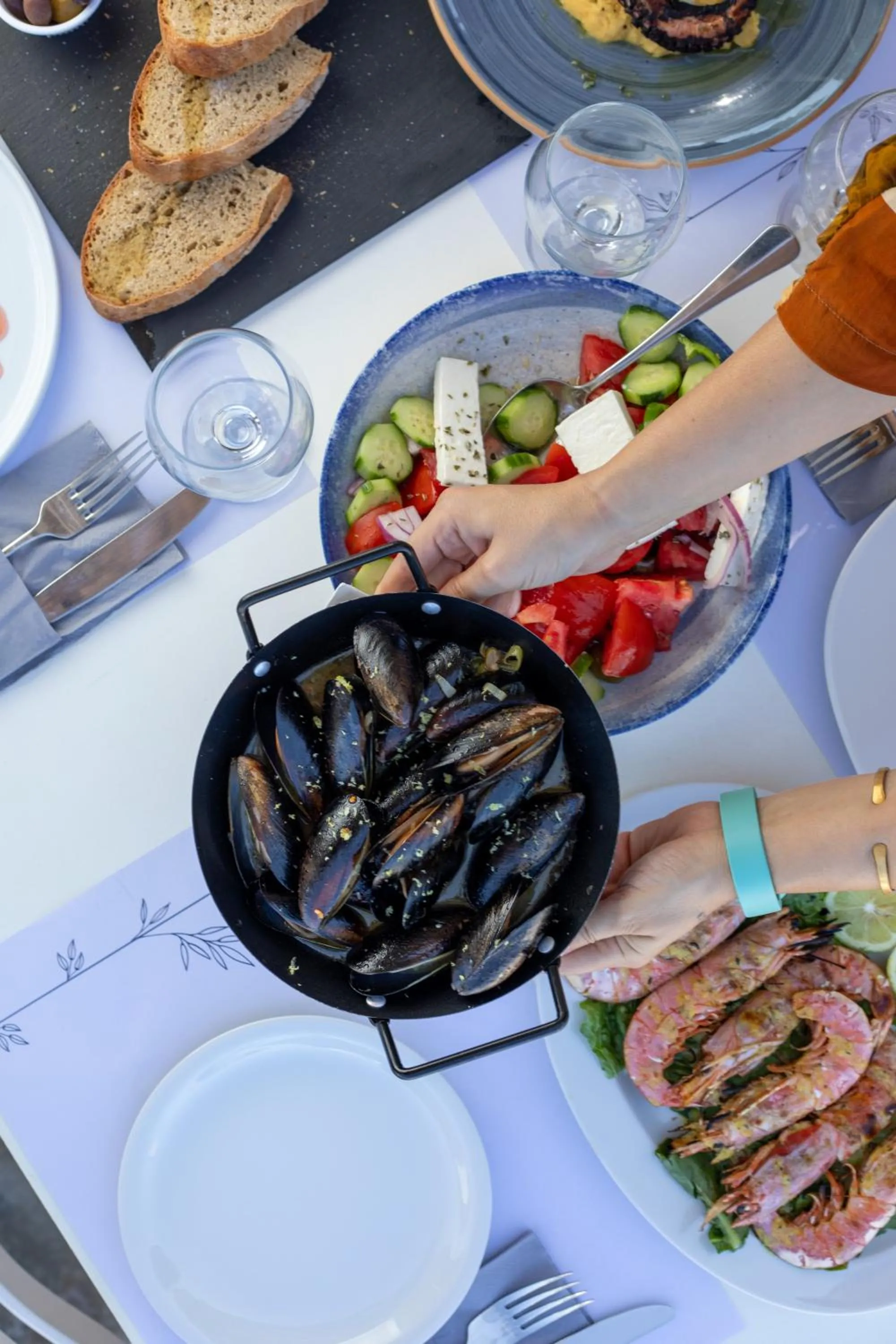 Restaurant/places to eat in Lido Hotel