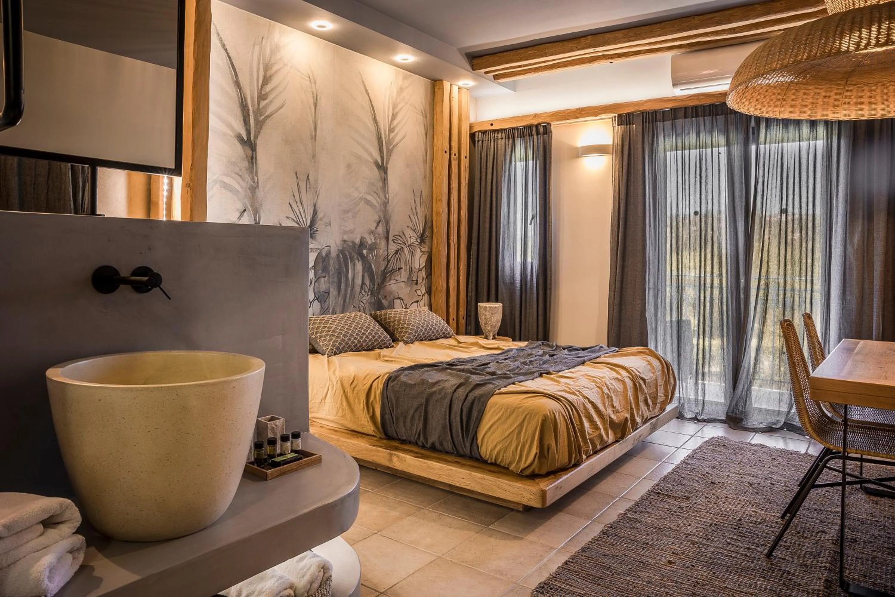 Bed in Avithos Resort Hotel