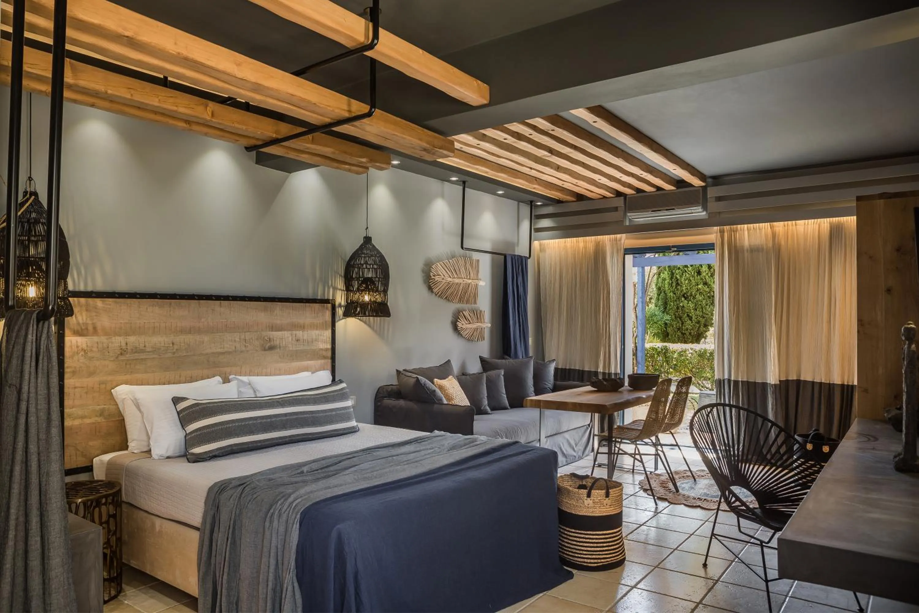 Bed in Avithos Resort Hotel