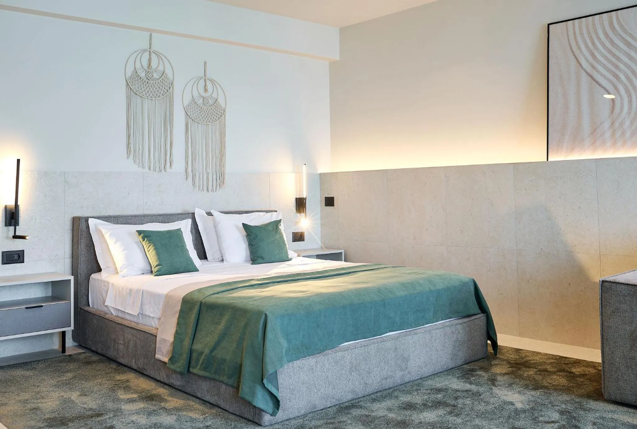 Bed in Alezzi Infinity Aparthotel & Spa