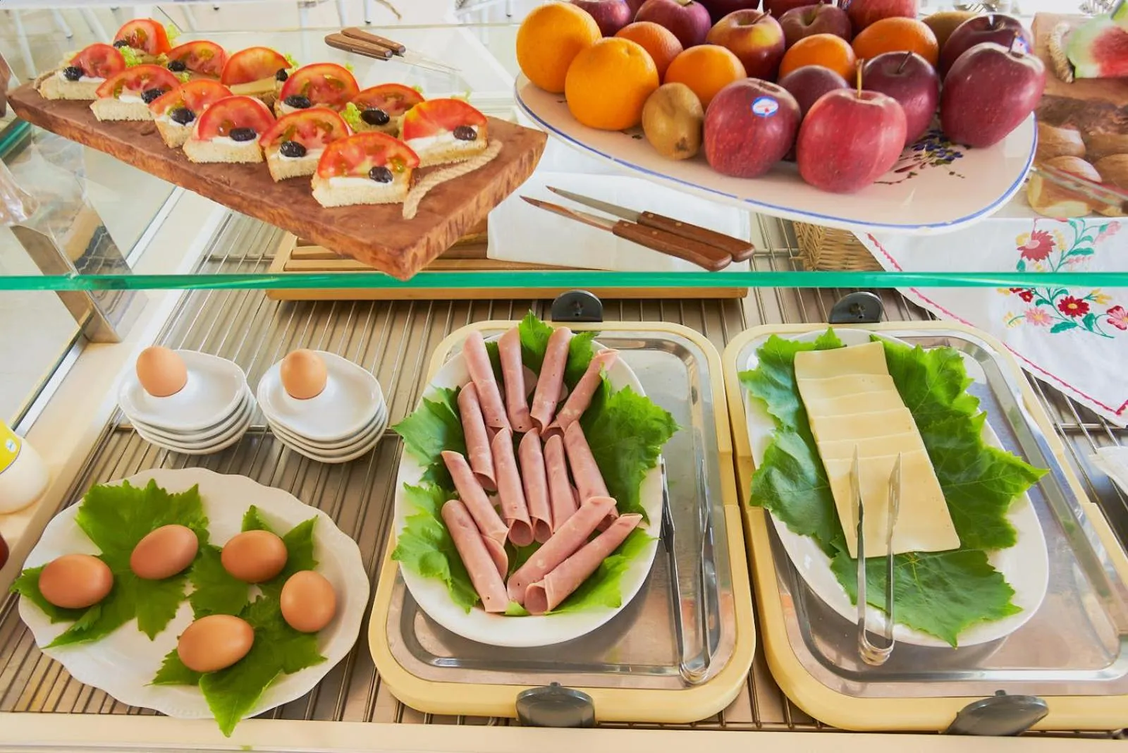 Breakfast in Golden Bay Hotel Apartments