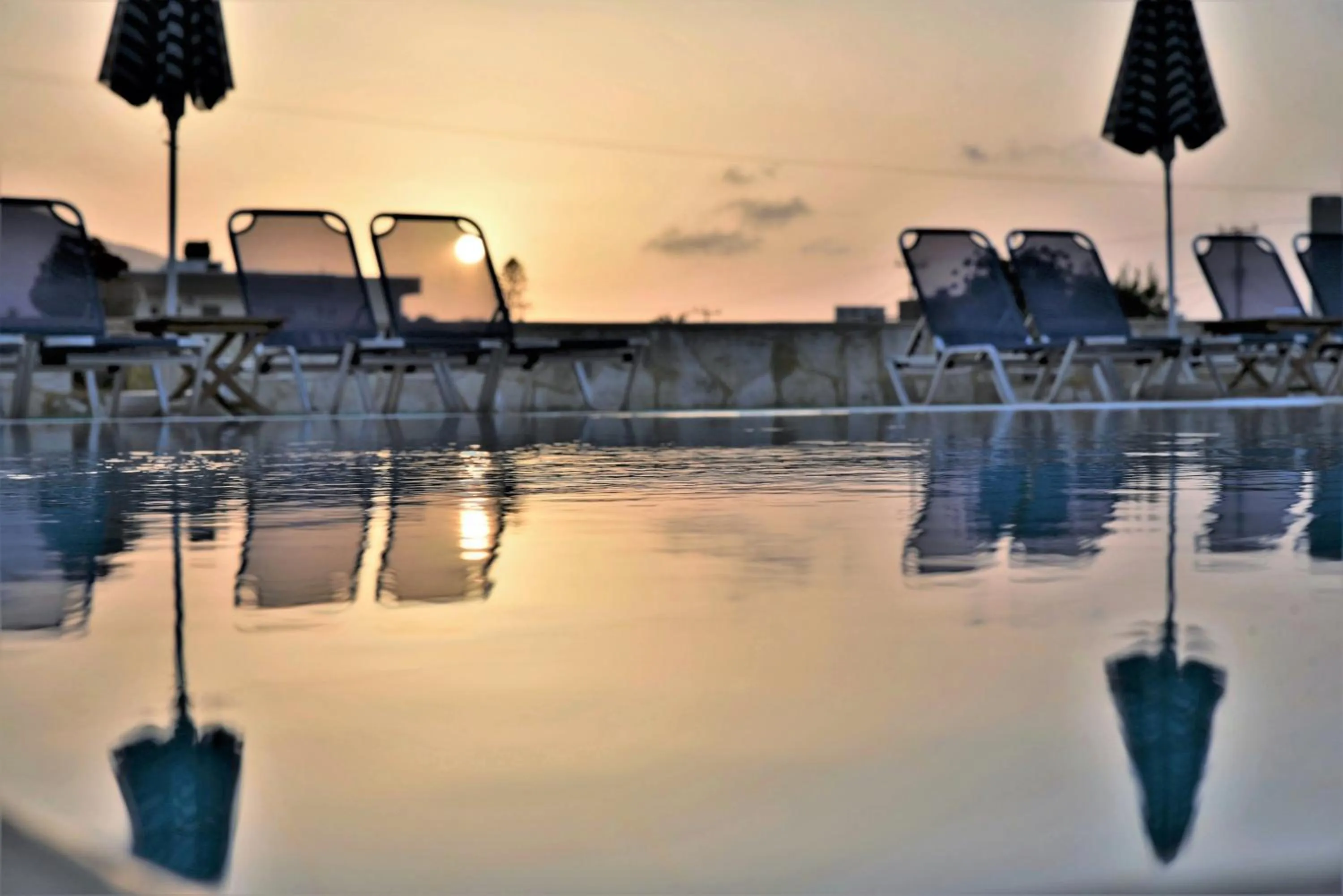 Day in Golden Bay Hotel Apartments