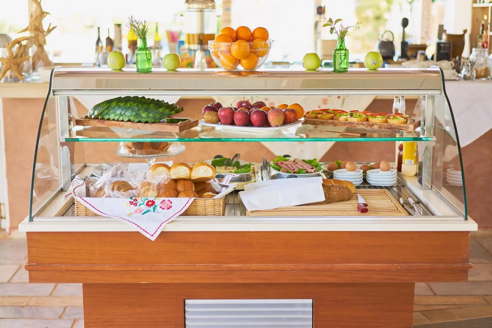 Breakfast in Golden Bay Hotel Apartments