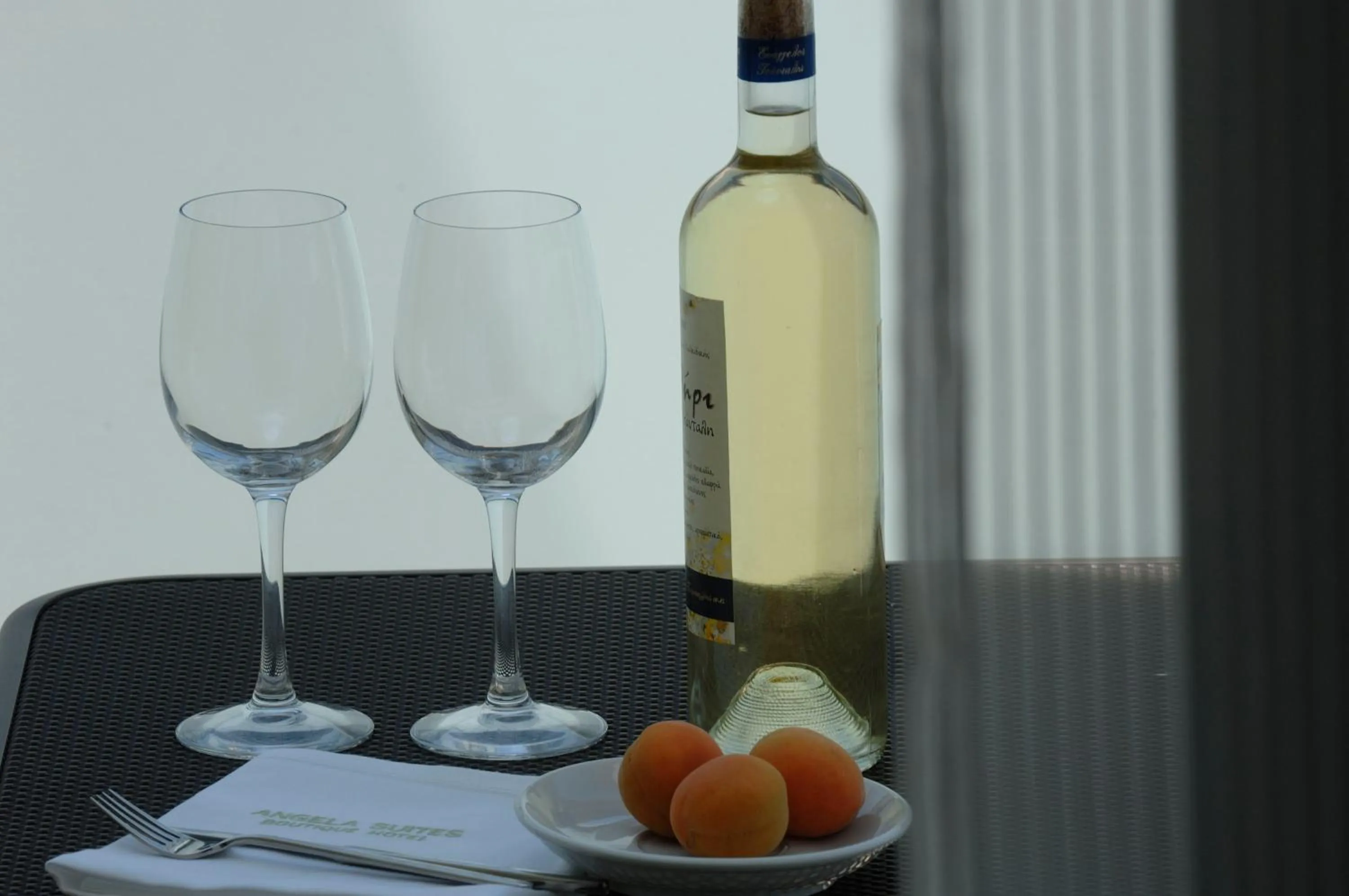 Food and drinks in Angela Suites Boutique Hotel