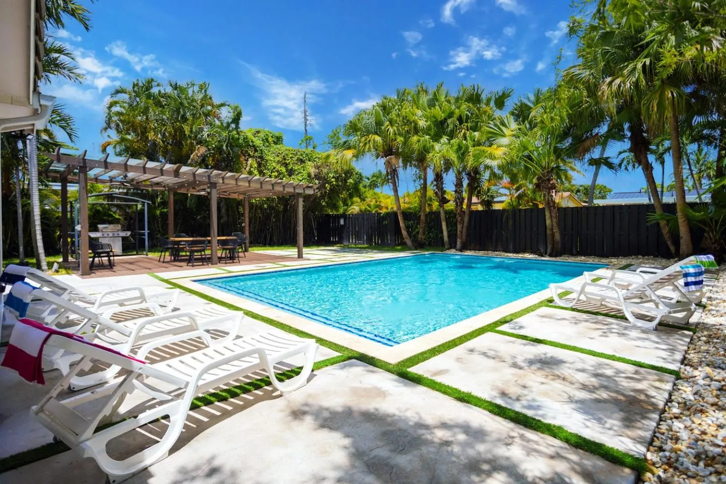 Patio in Deluxe 5BR & 3BA Villa in Hollywood Lakes near Beach