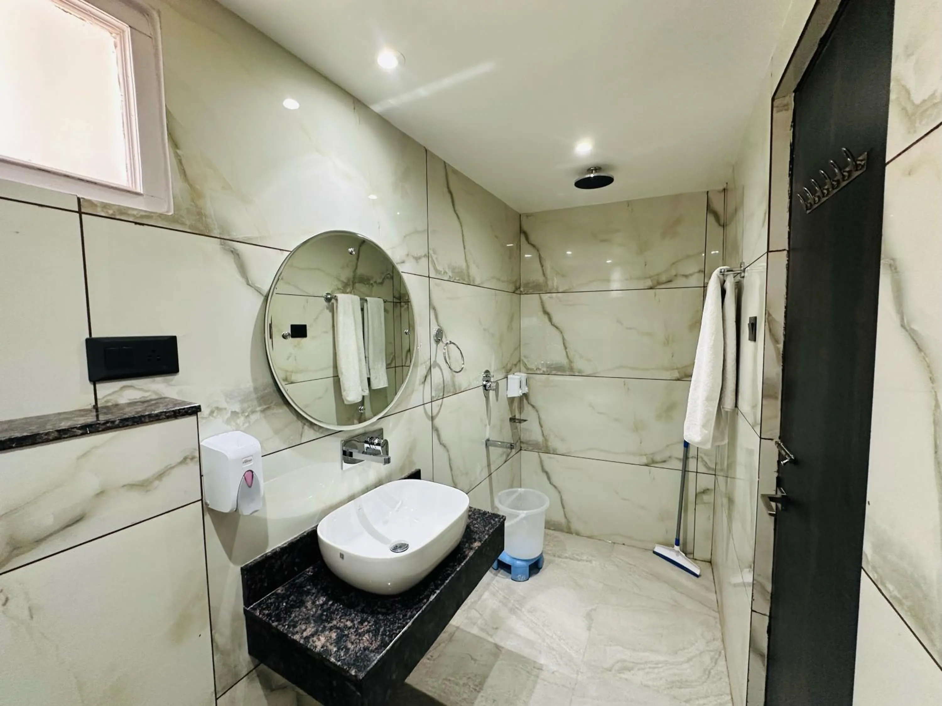 Shower in Hotel The Vaishvik