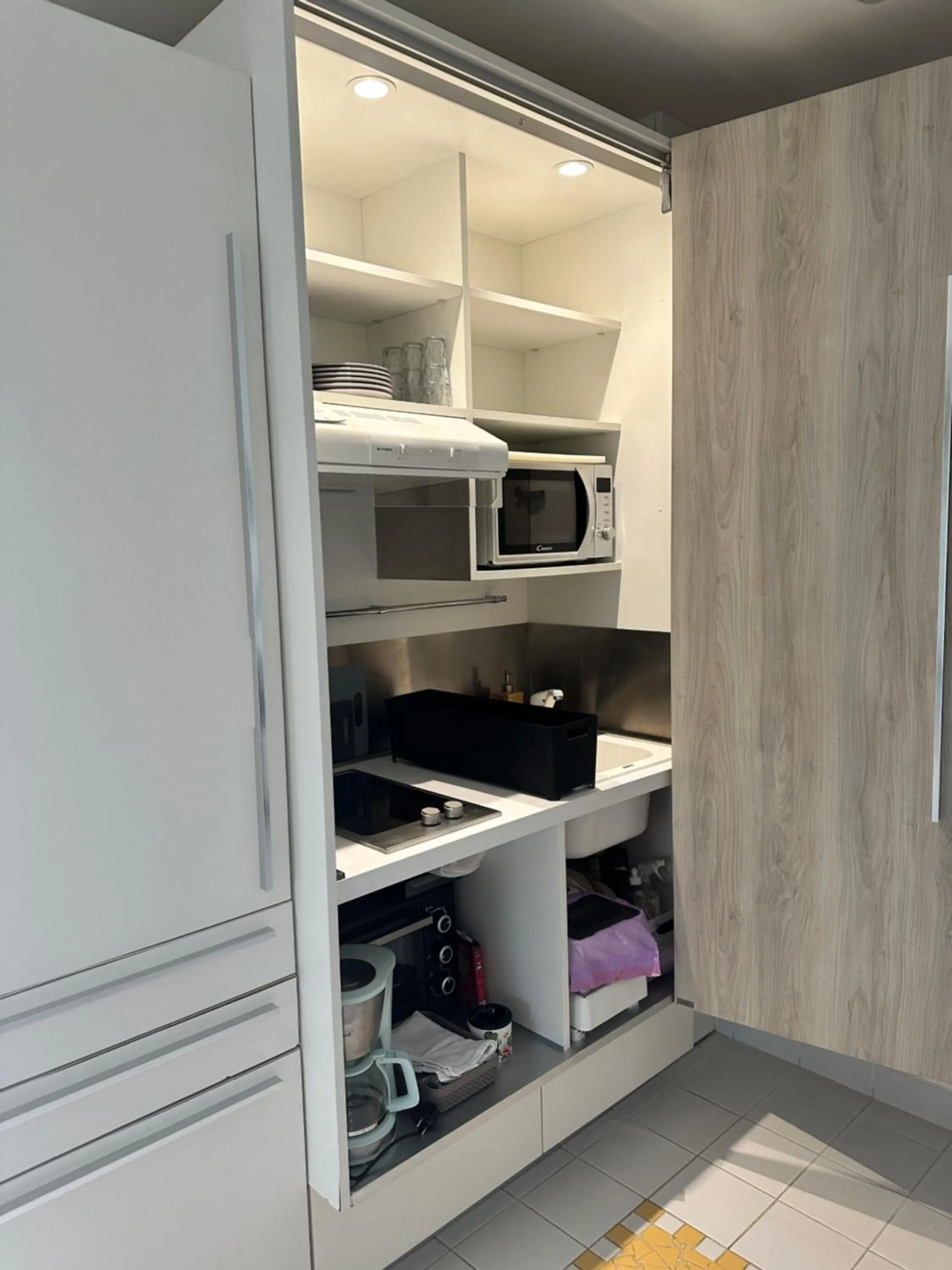 Kitchen or kitchenette in Nouveau le Ti Merveilleux du Manganao, accès plage