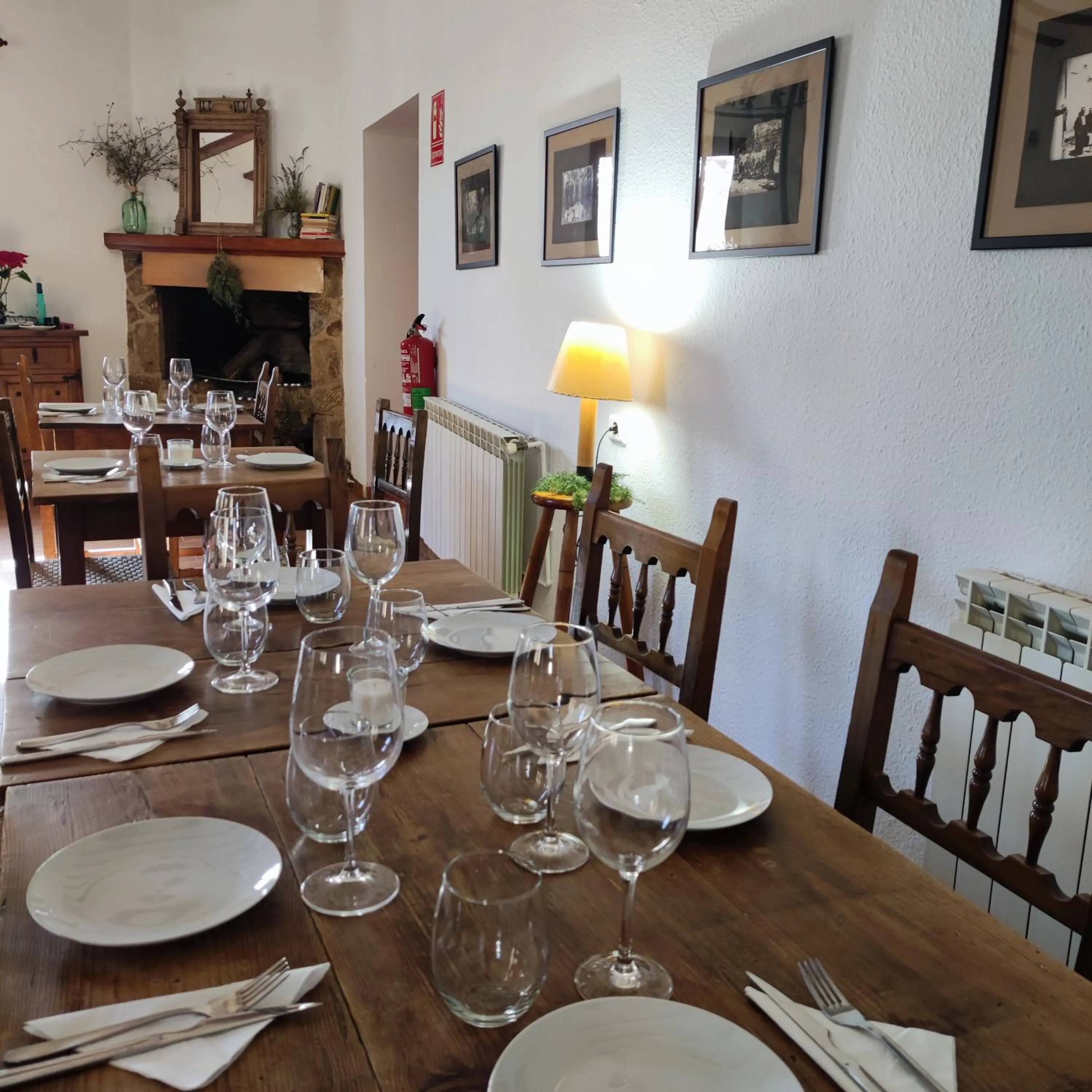 Restaurant/places to eat in Pensión Mesón La Lonja - Herbers