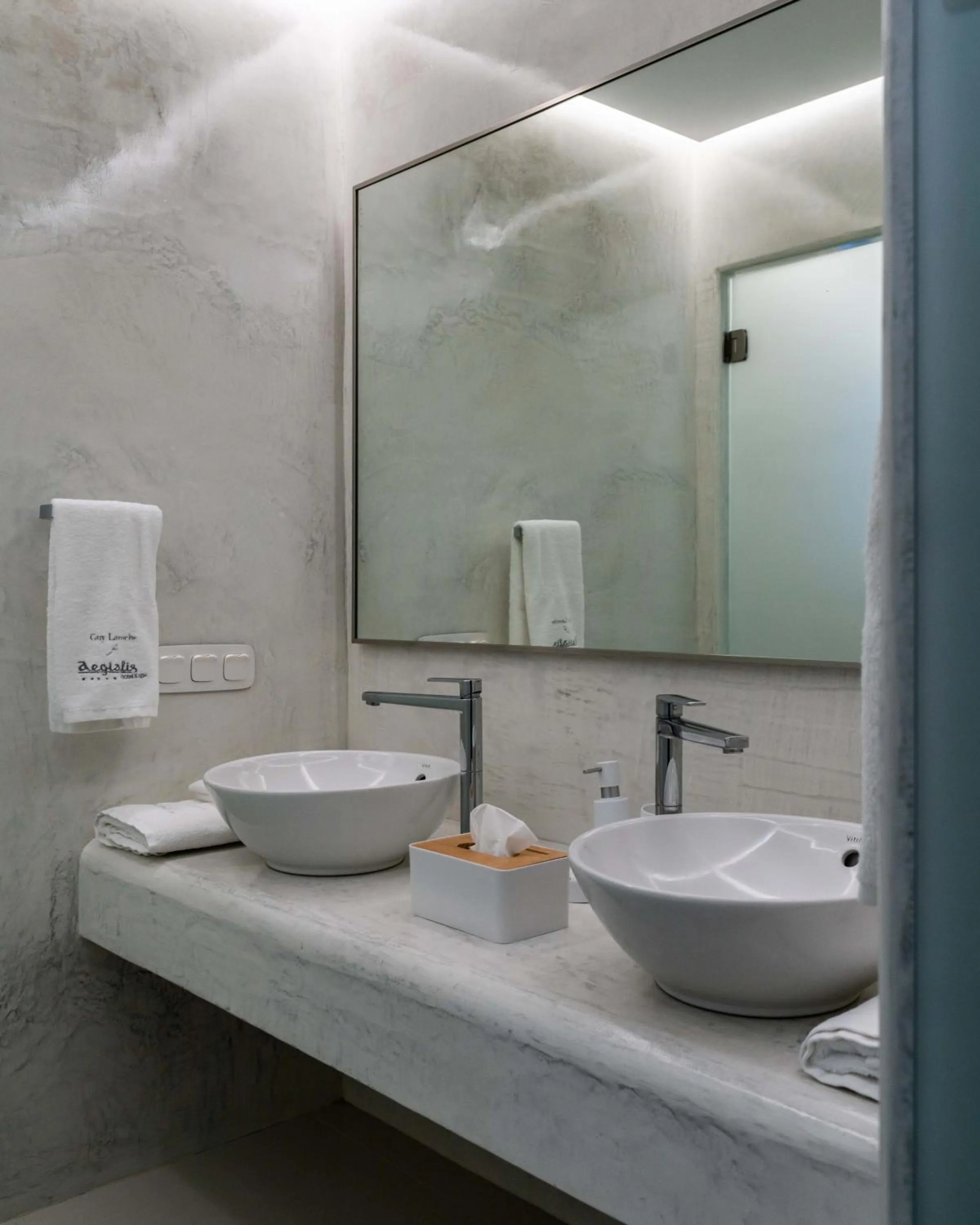 Aegialis Hotel & Spa