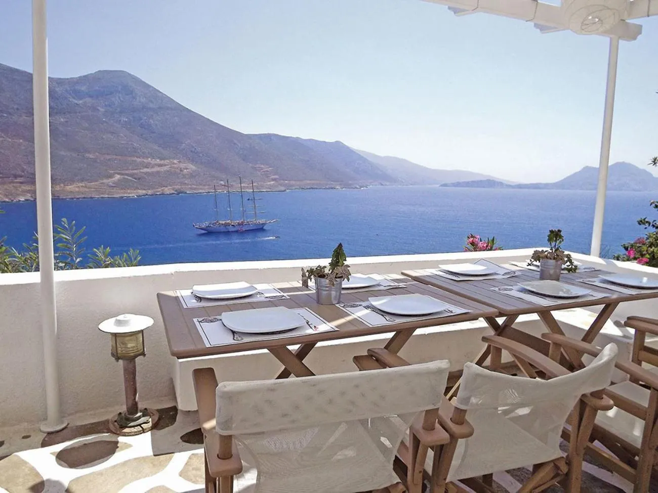 Restaurant/places to eat in Aegialis Hotel & Spa