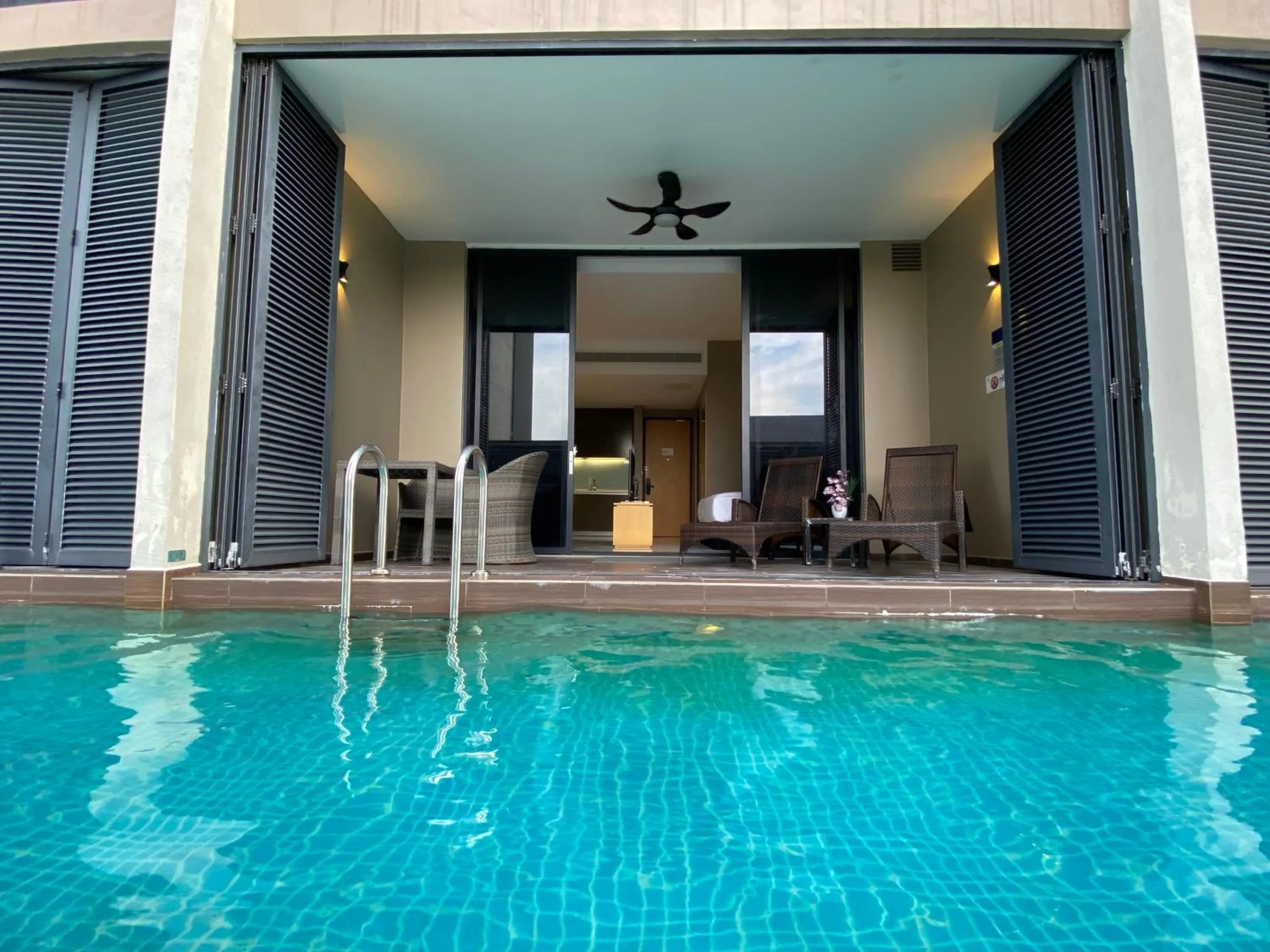 Patio in Amanjiwa 99R