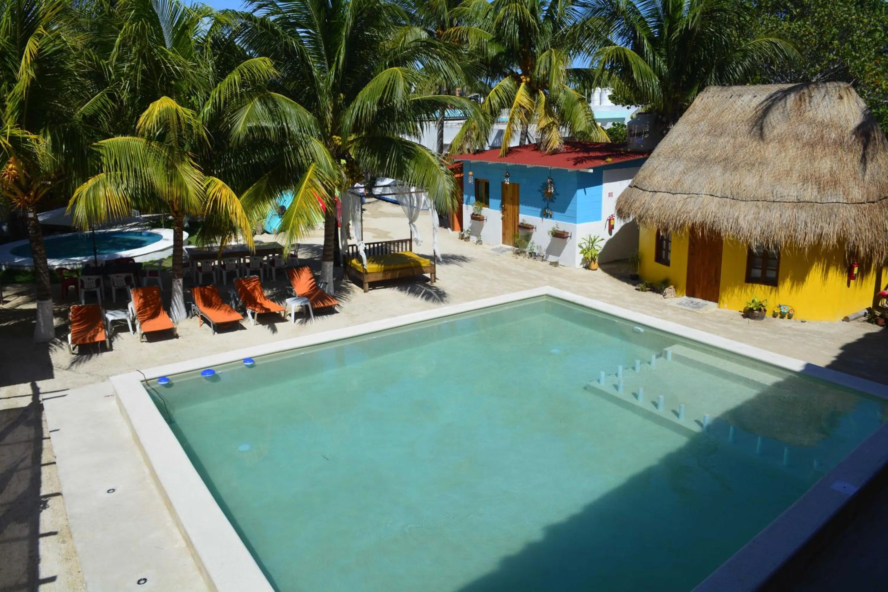Swimming pool in Cabañas Frida