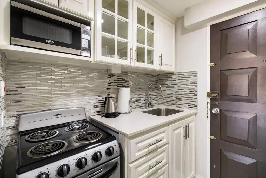 Kitchen or kitchenette in City Edge La Vie