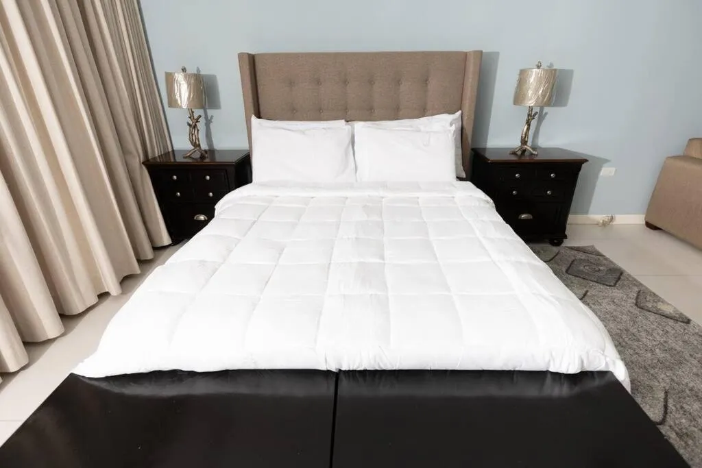 Bed in City Edge La Vie