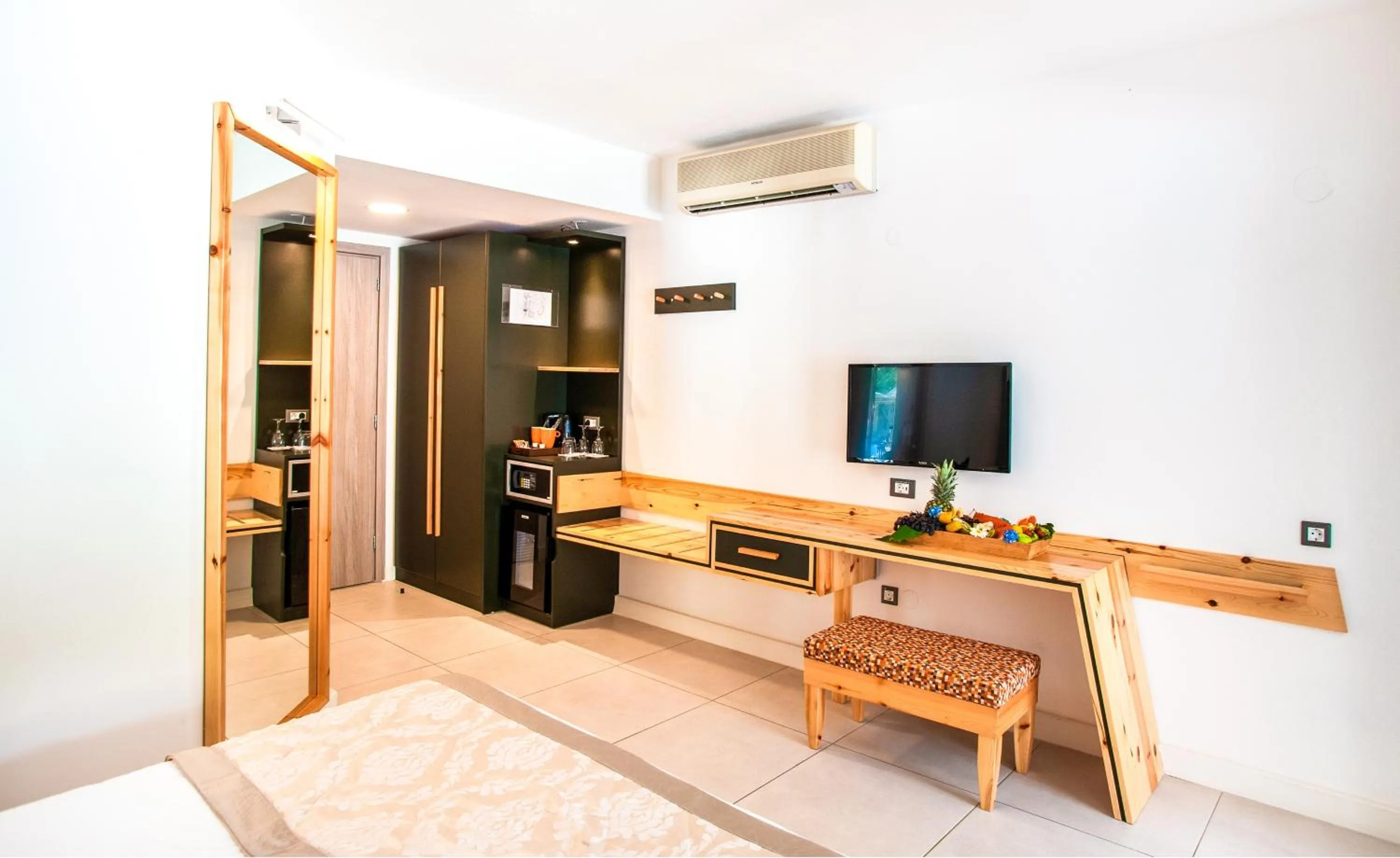 Coffee/tea facilities in Acrotel Athena Pallas & Residence