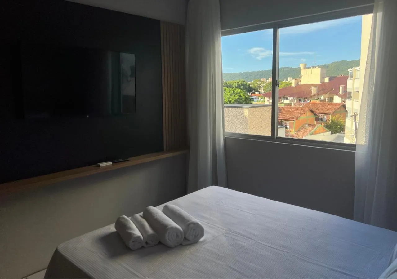 Photo of the whole room, Bed in Ilha Forte Praia Hotel
