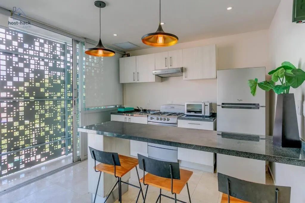 Kitchen or kitchenette in Danzamar 7, Modern Apartment 2 blocks away from 5th Avenue